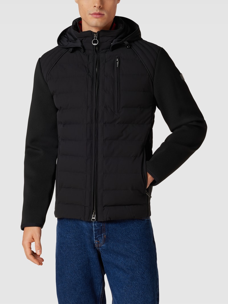 Jacke mit herausnehmbarer Kapuze Modell 'MOL' in schwarz
