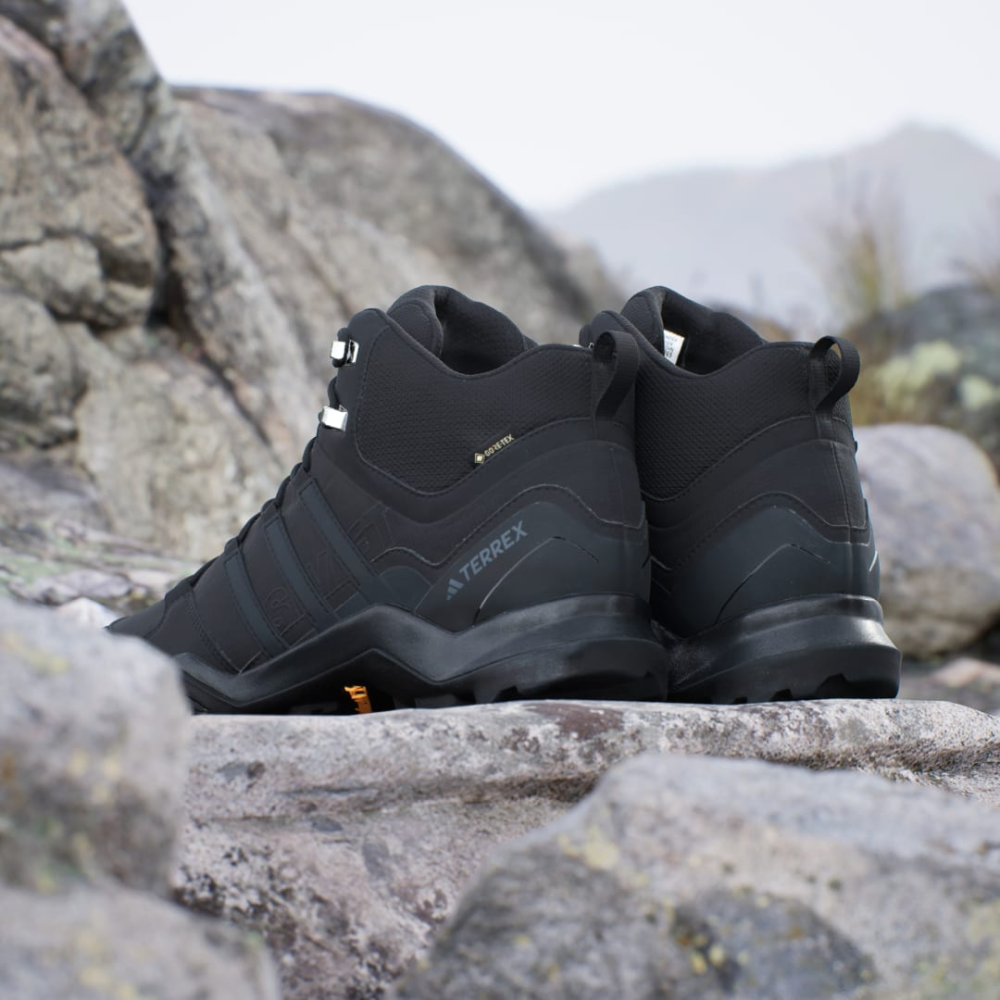 adidas Swift R2 Mid GORE TEX IF7636 / schwarz