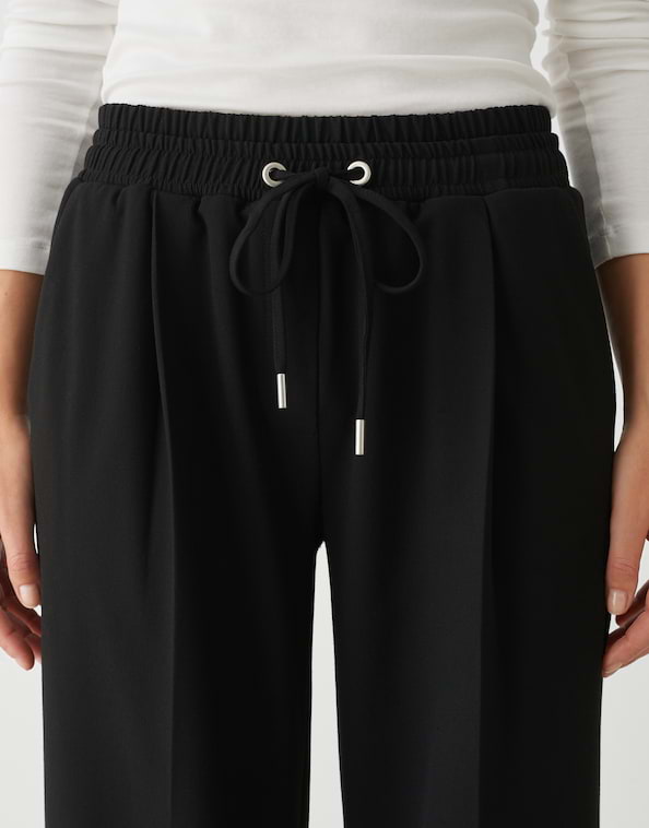 Bundfaltenhose Mutasi