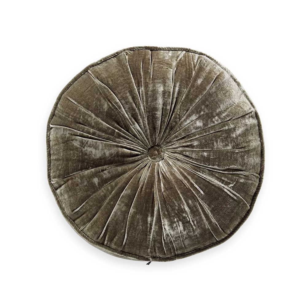 Coussin rond en velours de soie et viscose de la collection House of Rituals Saigon