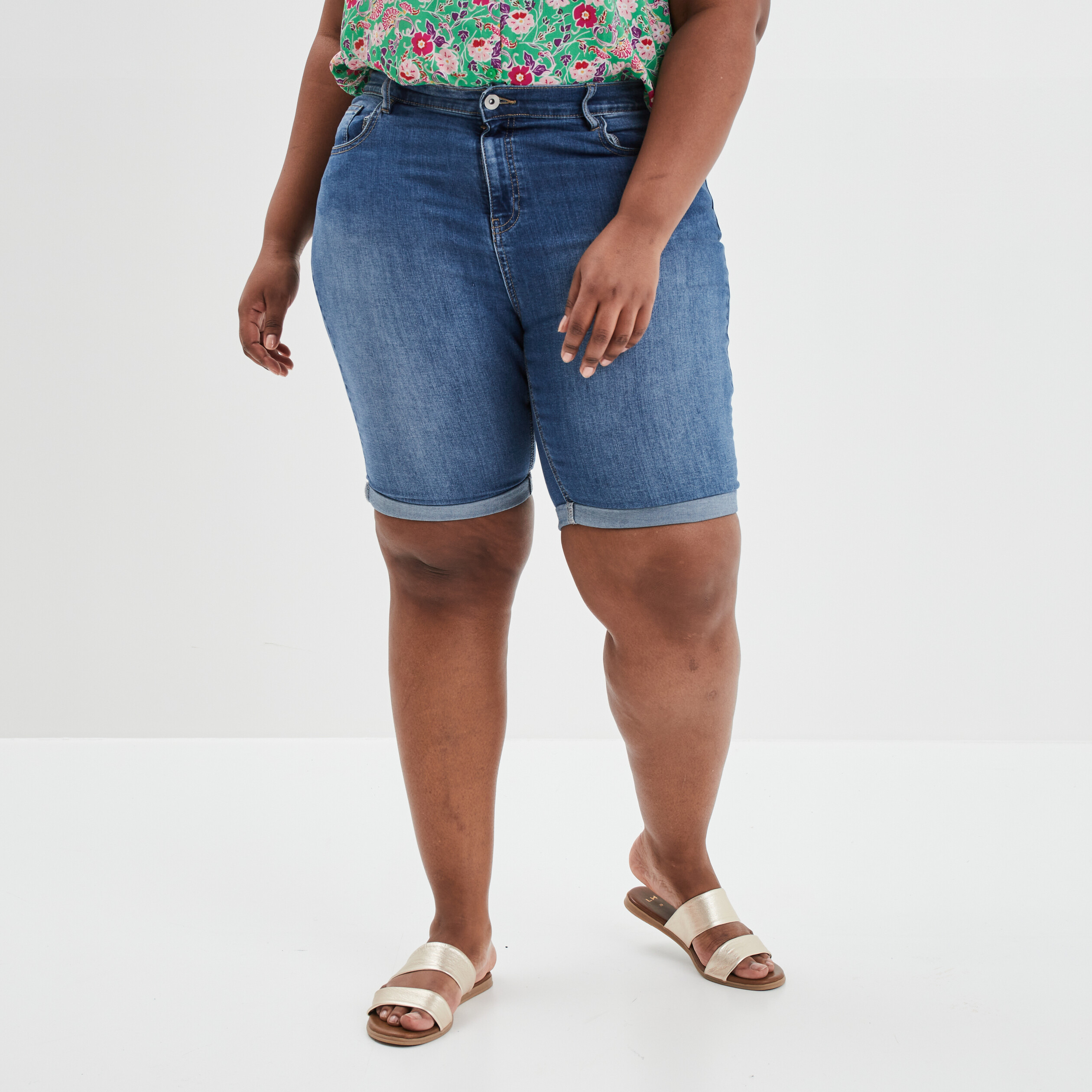 Bermuda straight en jean denim stone femme grande taille | La Halle
