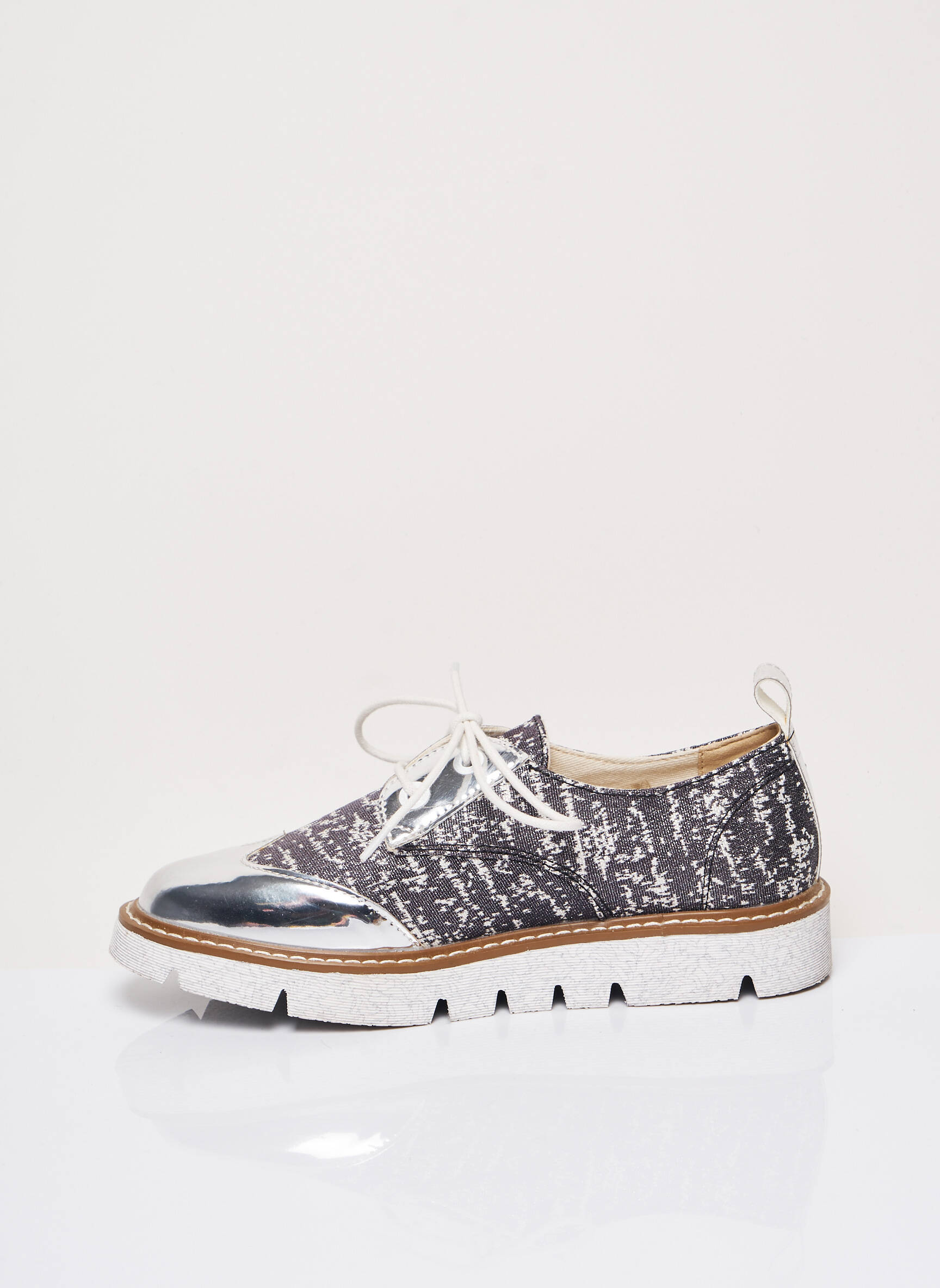Armistice Derby Femme couleur gris