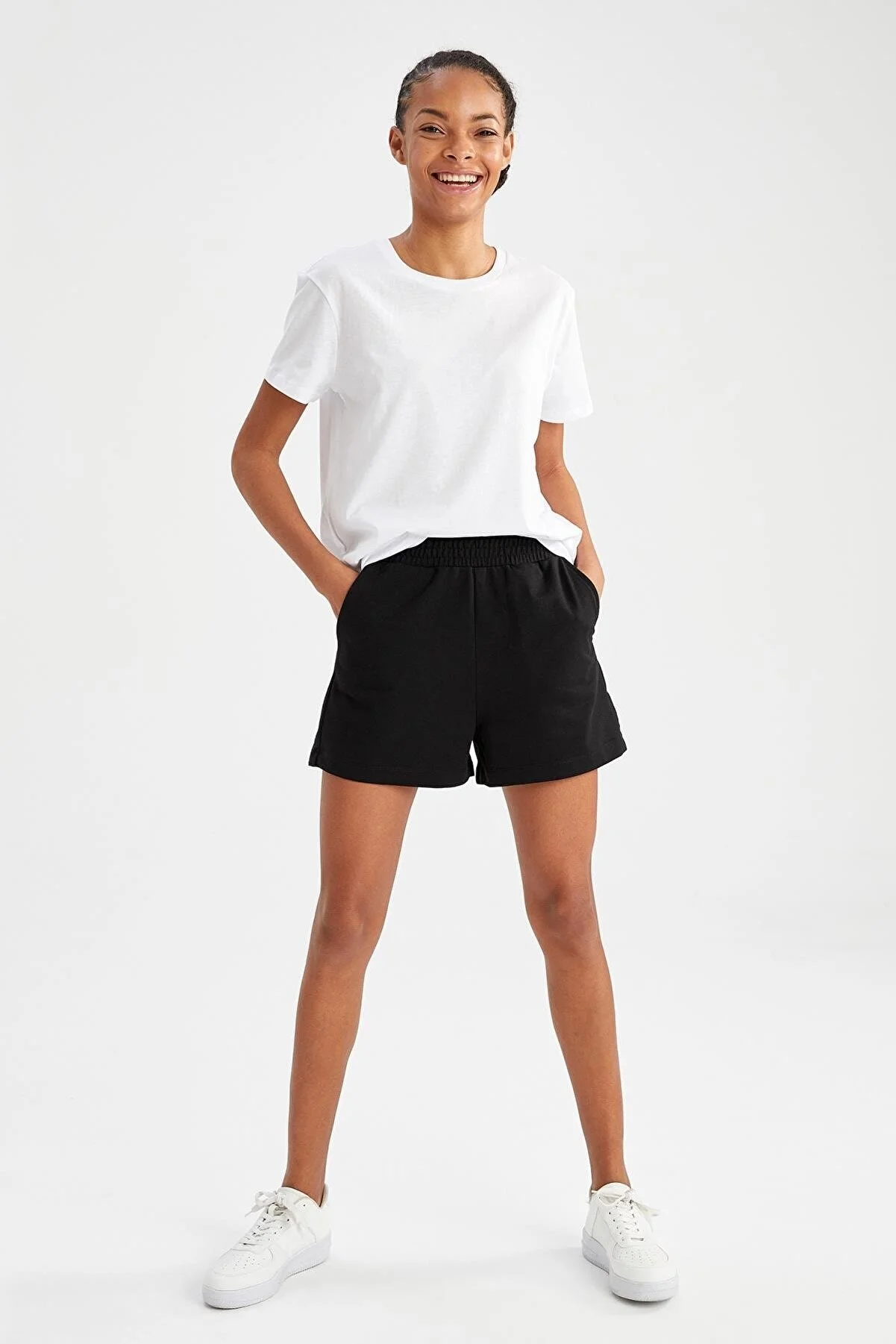 DeFacto  Basic-Shorts mit normaler Passform
