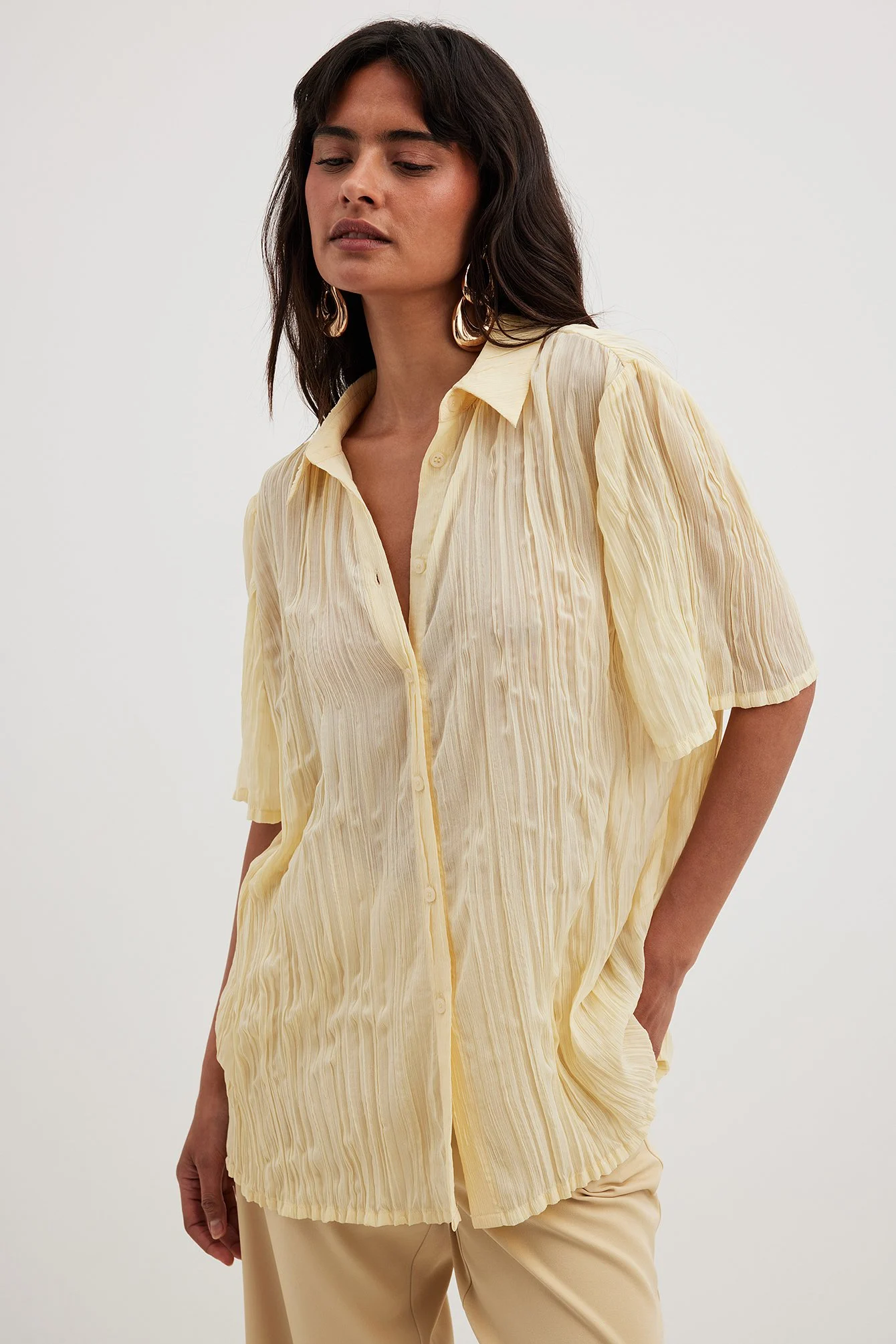 Strukturiertes Oversize-Shirt mit kurzen Ärmeln