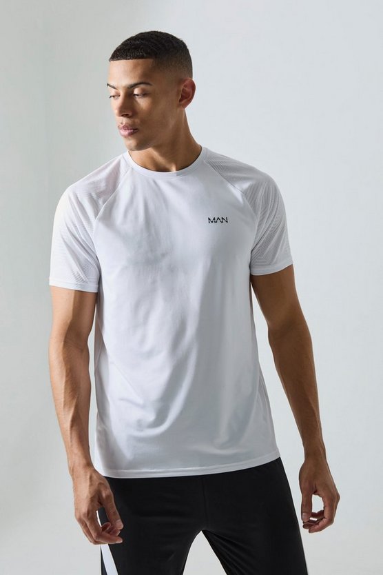 Man Active Jacquard T-Shirt