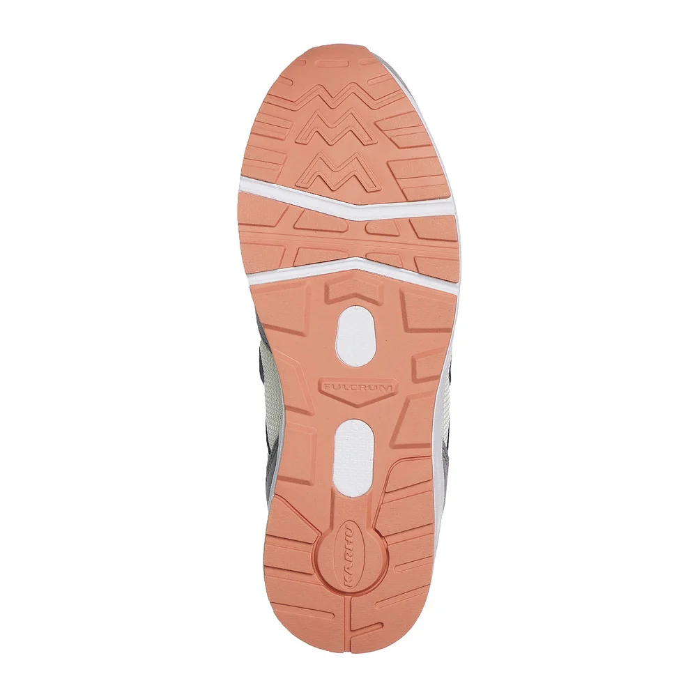 Karhu Aria 95 F803100 / grau