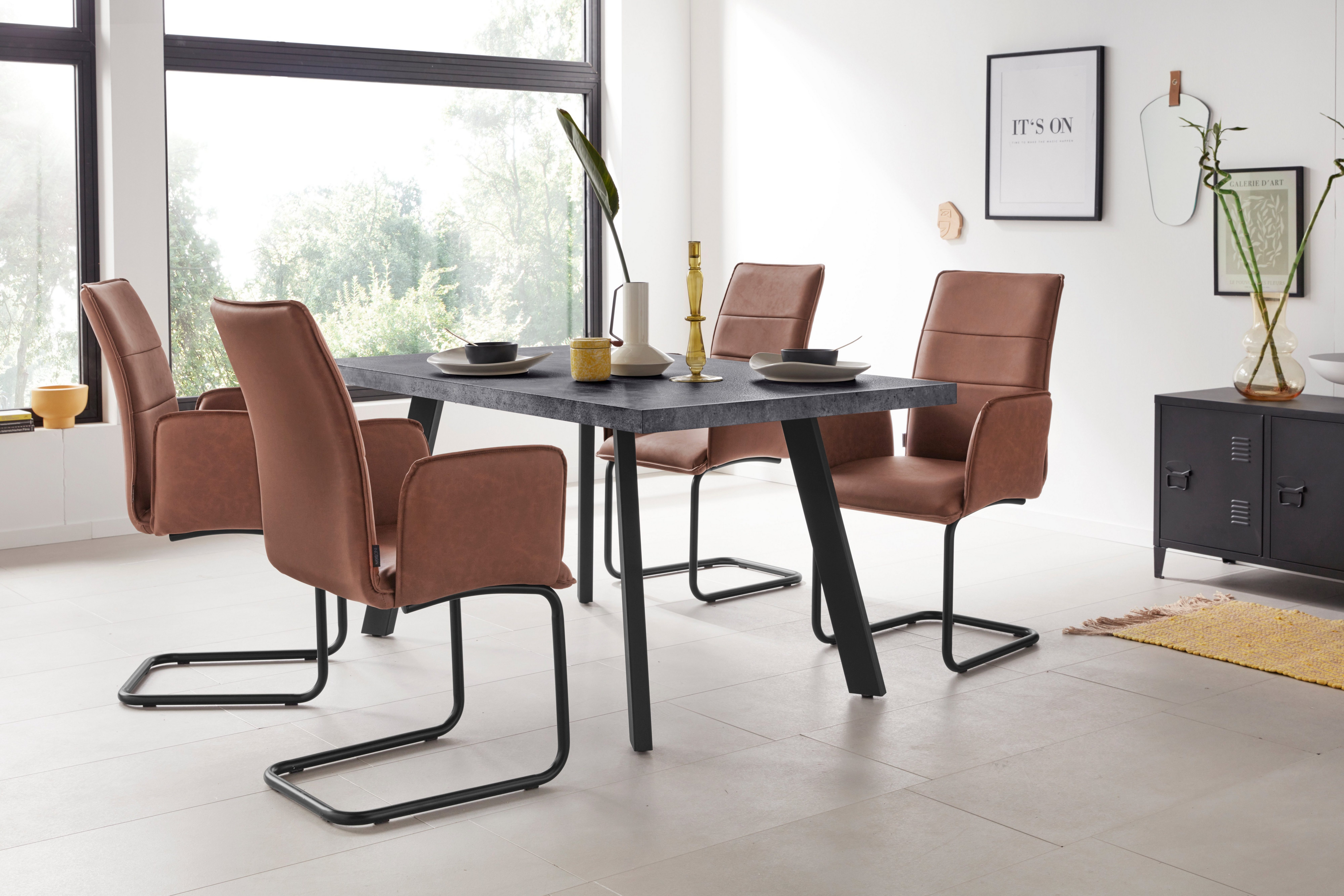 INOSIGN Esstisch Brac, Gestell aus Metall