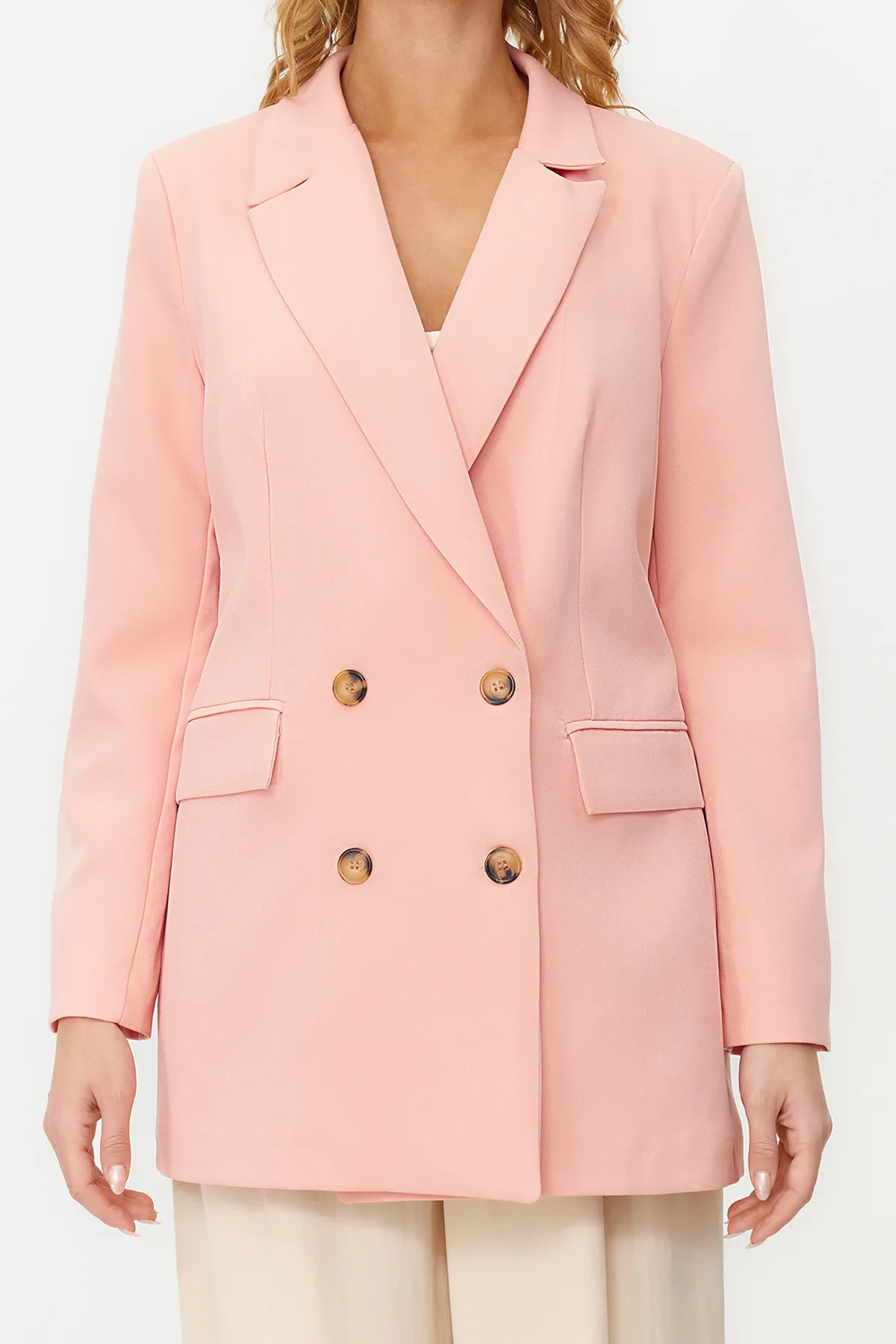 Trendyol Collection  Dusty Rose – Übergroße, gefütterte, gewebte Blazerjacke mit Knöpfen TWOAW22CE0167