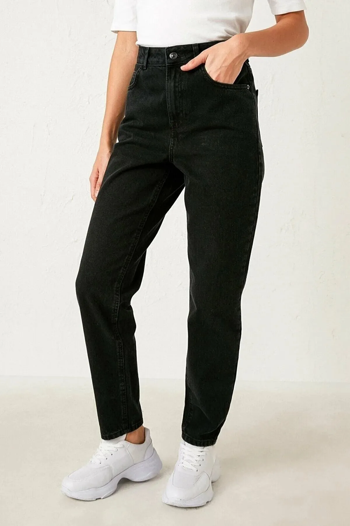 TRENDNATUREL  Jeans - Schwarz - Mom