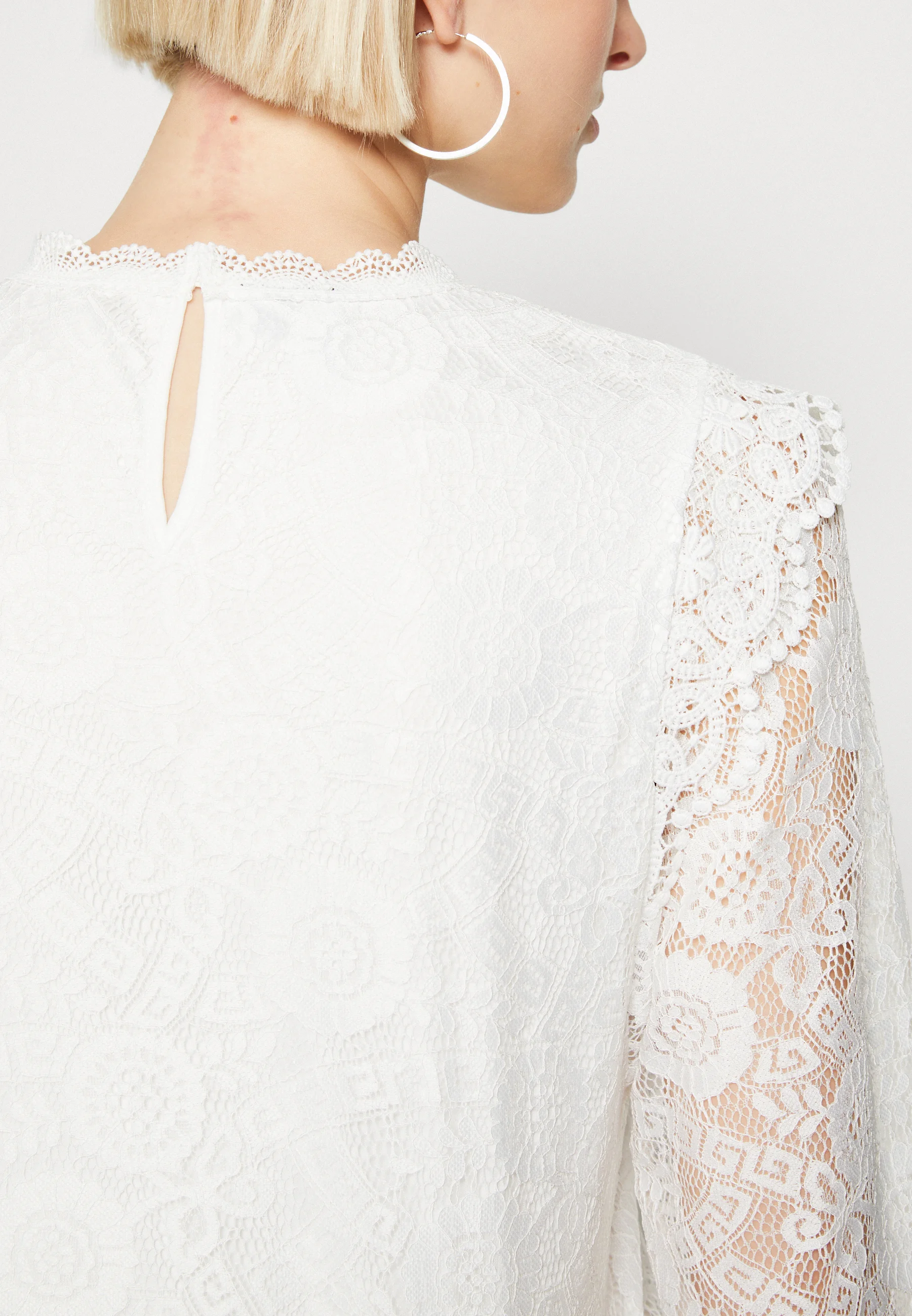 Piezas PCOLLINE - Blusa