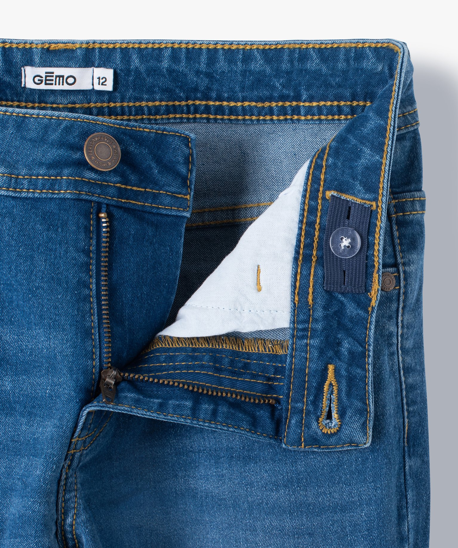 Jean Garçon coupe slim avec plis sur les hanches stone | GEMO