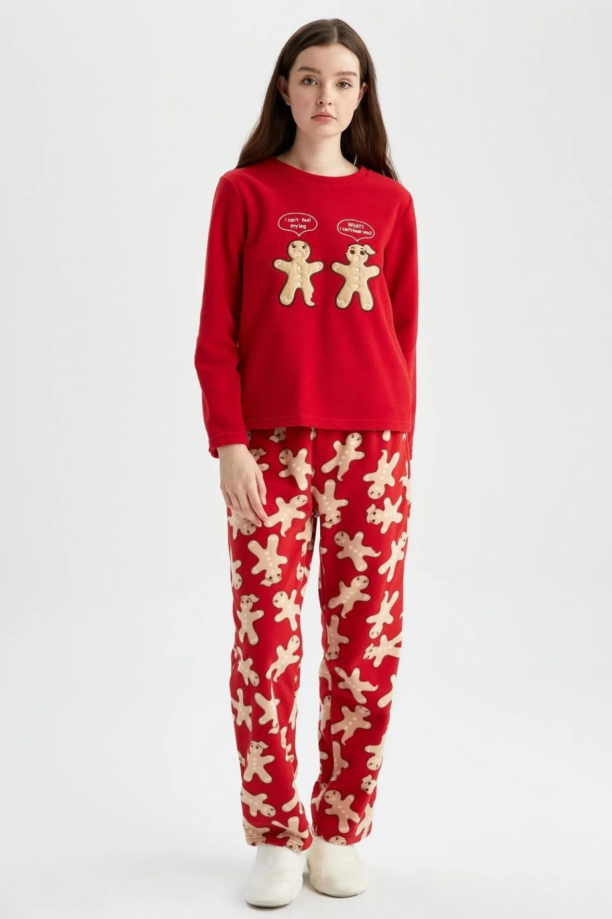 DeFacto  Bedrucktes Fleece-Pyjama-Set mit Rundhalsausschnitt und Neujahrsmotiv zum Verlieben
