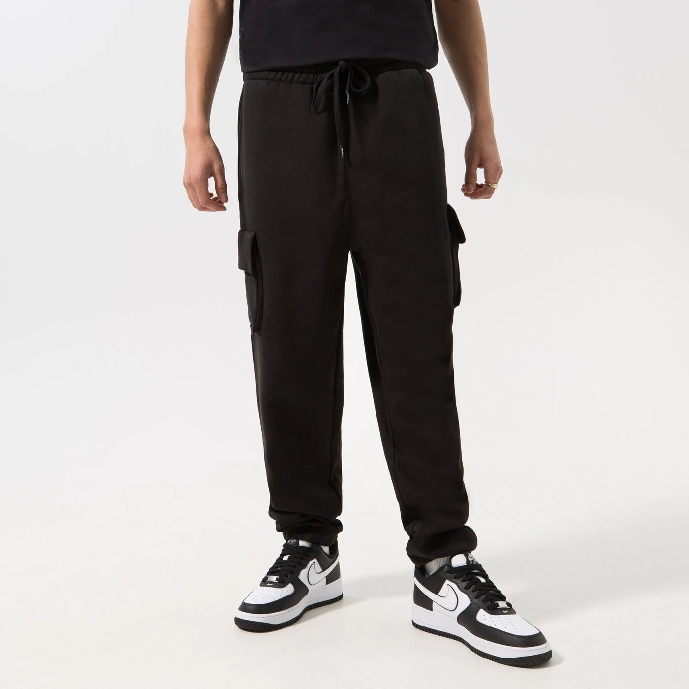 NEW ERA HOSE NE RELAXED CARGO NONE Schwarz