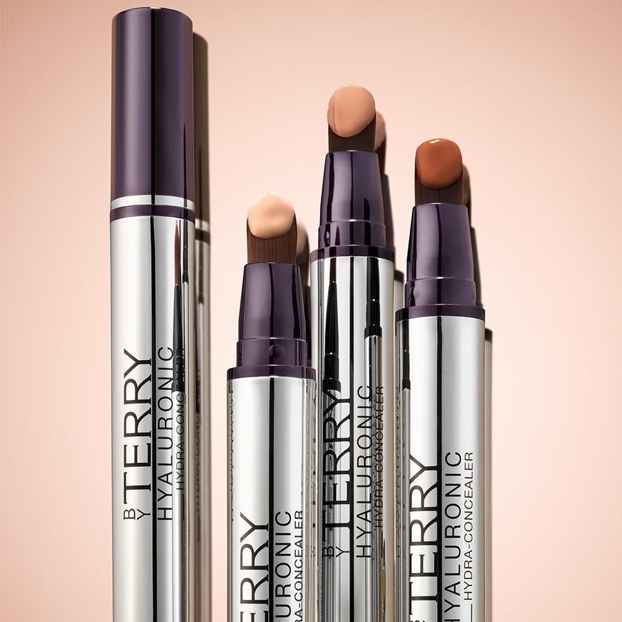 Av Terry HYALURONIC HYDRA-CONCEALER 300. MEDIUM FAIR