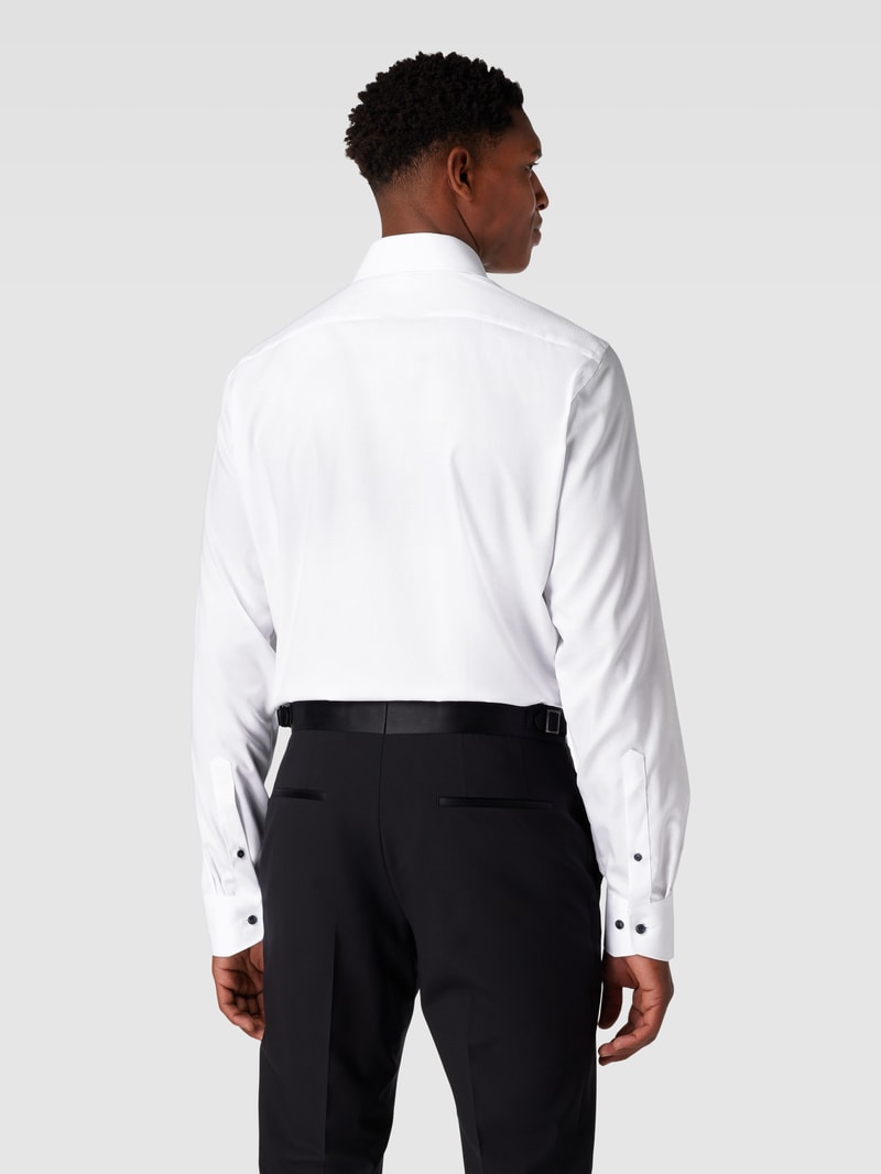 Modern Fit Business-Hemd mit Knopfleiste Modell 'Global' in weiß
