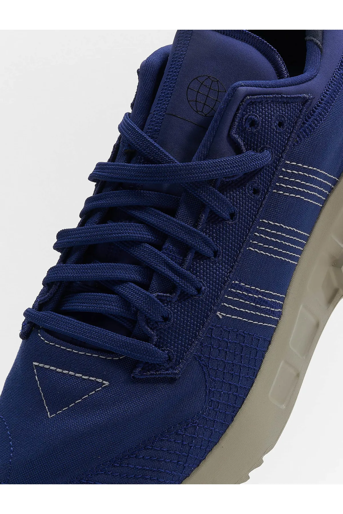 adidas  Unisex adidas Geodiver Primeblue