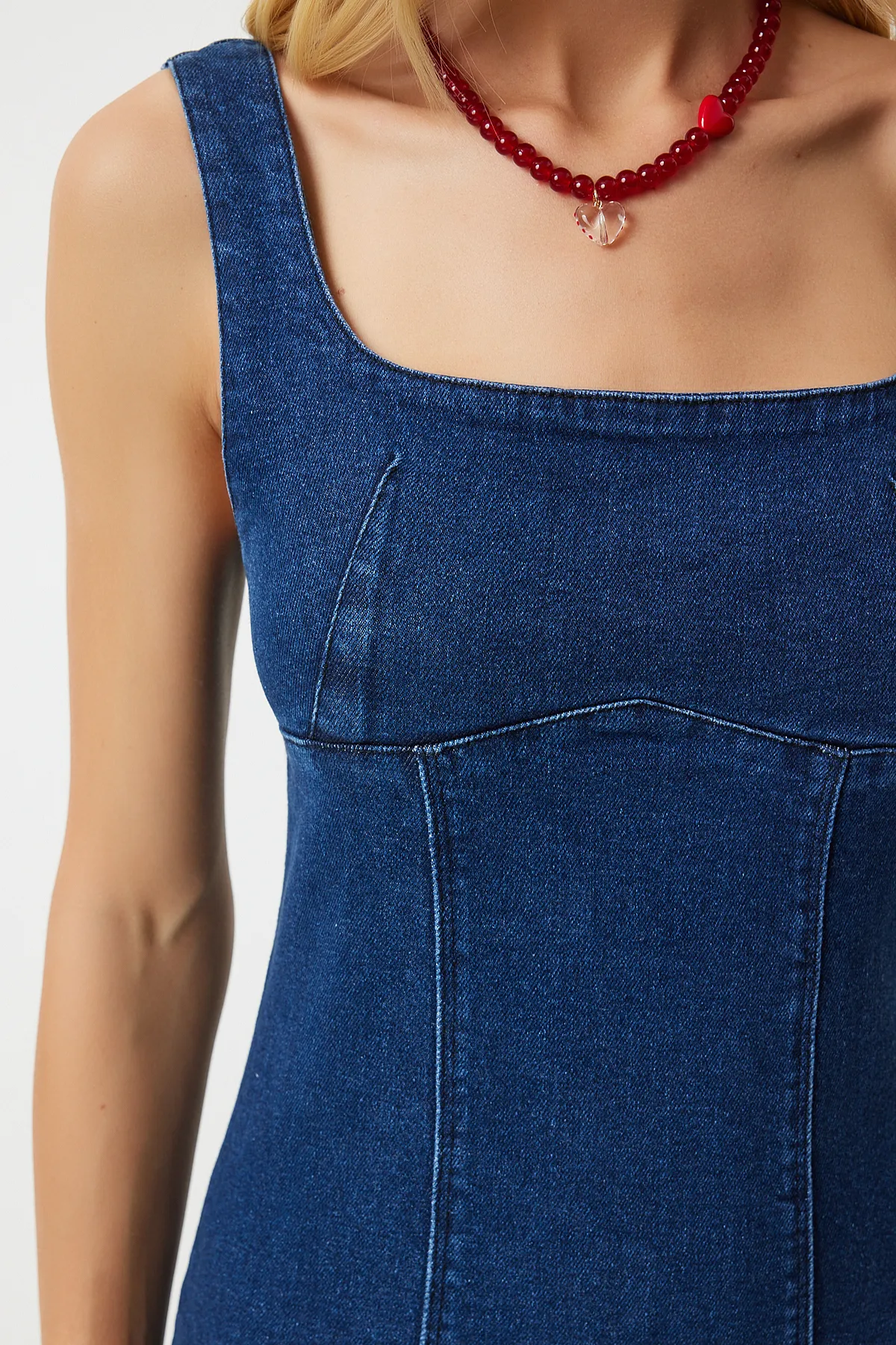 Happiness İstanbul  Blaues Midi-Jeanskleid mit Reißverschlussträgern für Damen OK00061