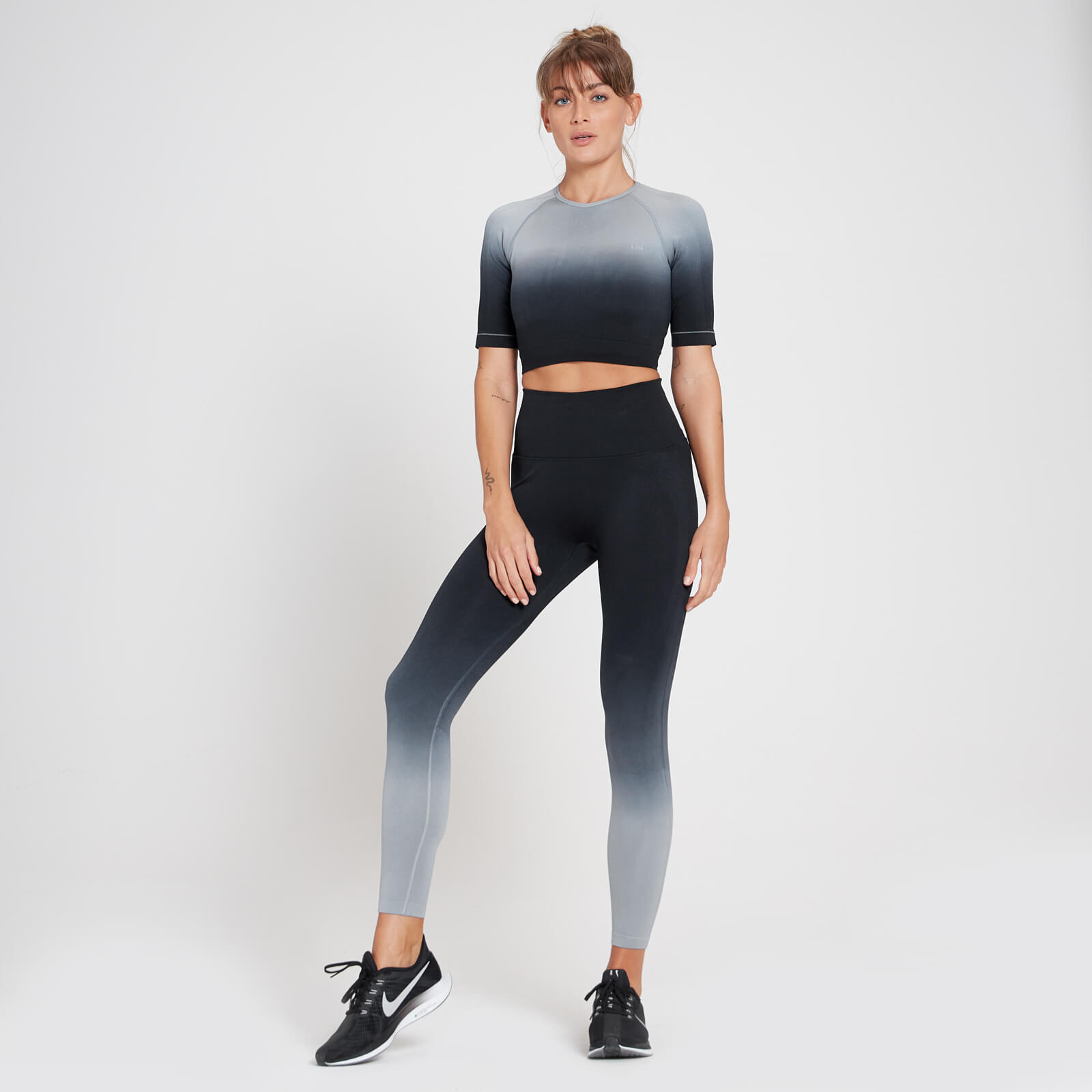 Crop top sans coutures MP Velocity Ultra pour femmes – Noir