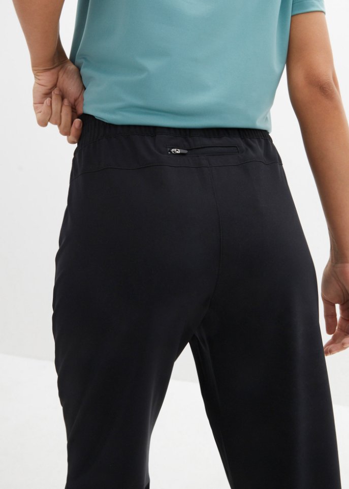 Schnelltrocknende Outdoorhose in Capri-Länge