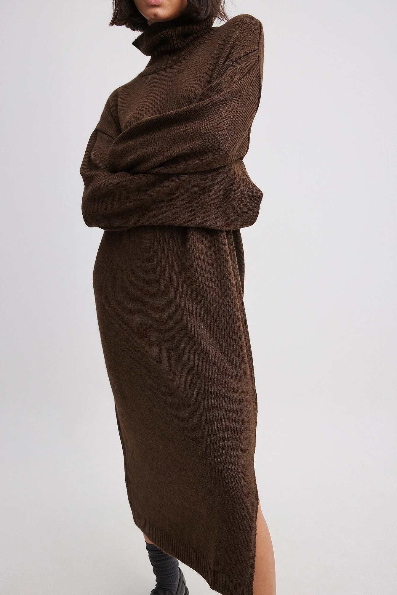 Gestricktes Oversize-Midikleid