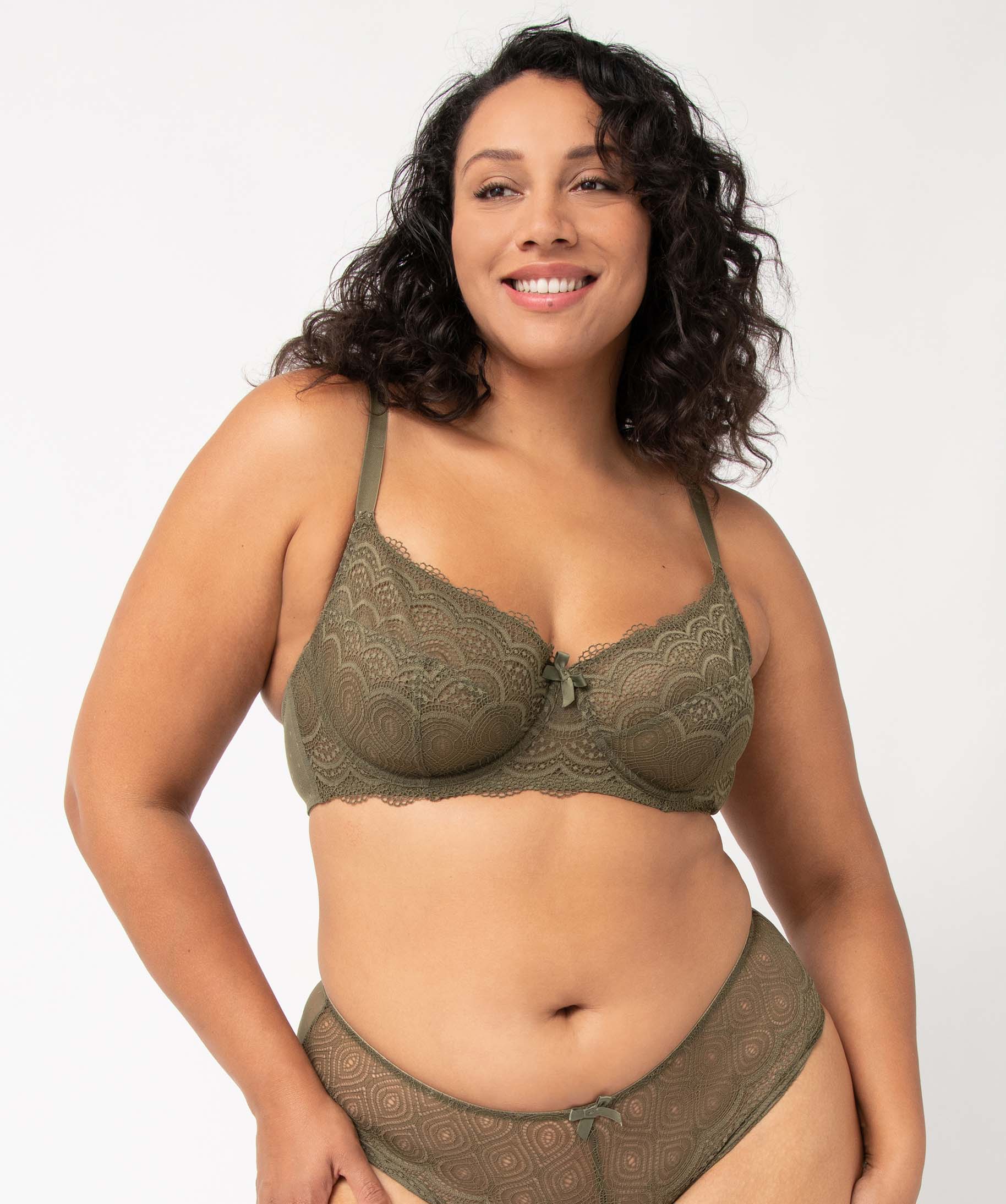 Soutien-gorge emboitant grande taille à armatures en dentelle kaki | GEMO