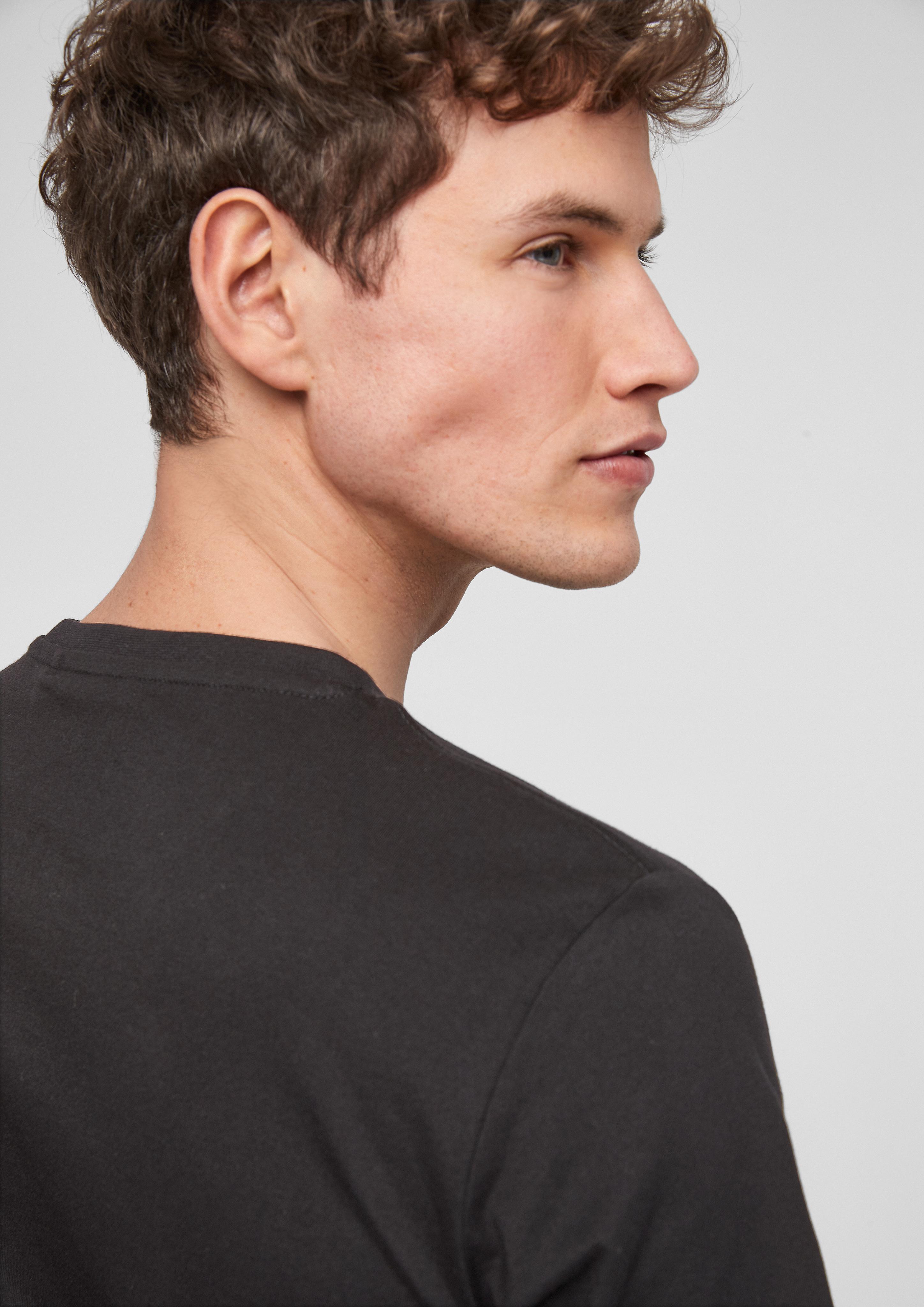 Labelshirt aus Jersey  03.899.32.6954-9999