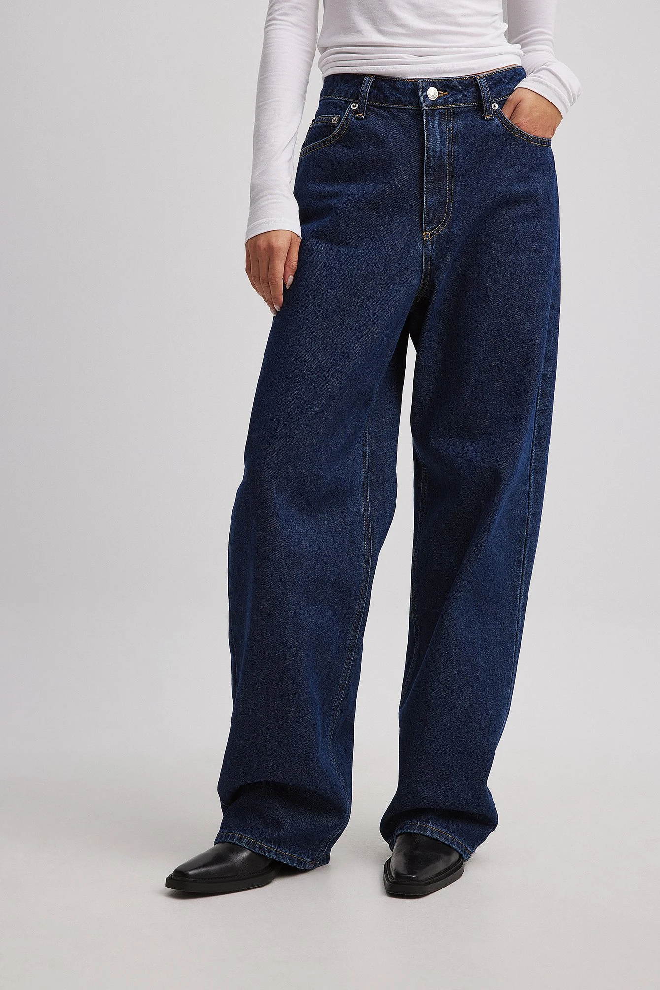 Lockere Jeans mit mittlerer Taille