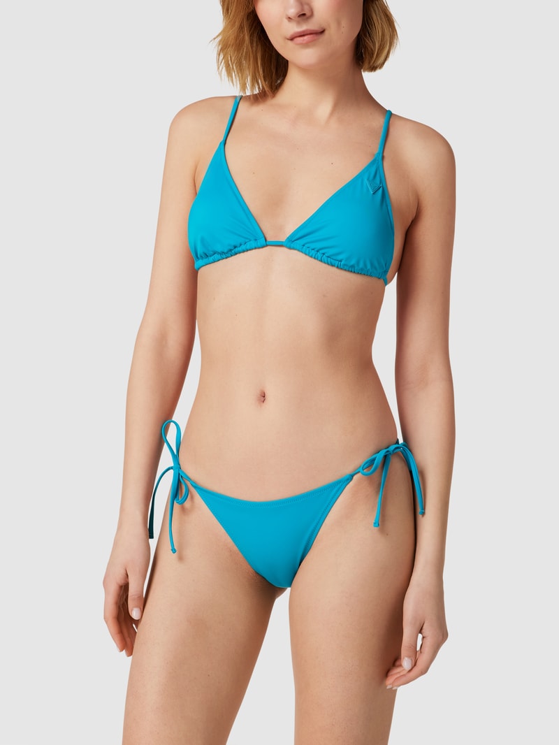 Bikini-Oberteil mit Label-Patch in ozean blau