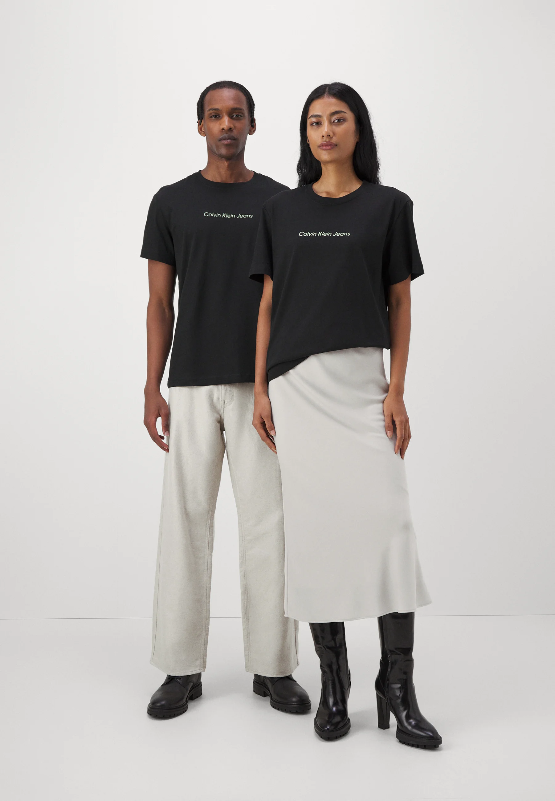 Calvin Klein Jeans MIRRORED LOGO TEE UNISEX - Camiseta con estampado