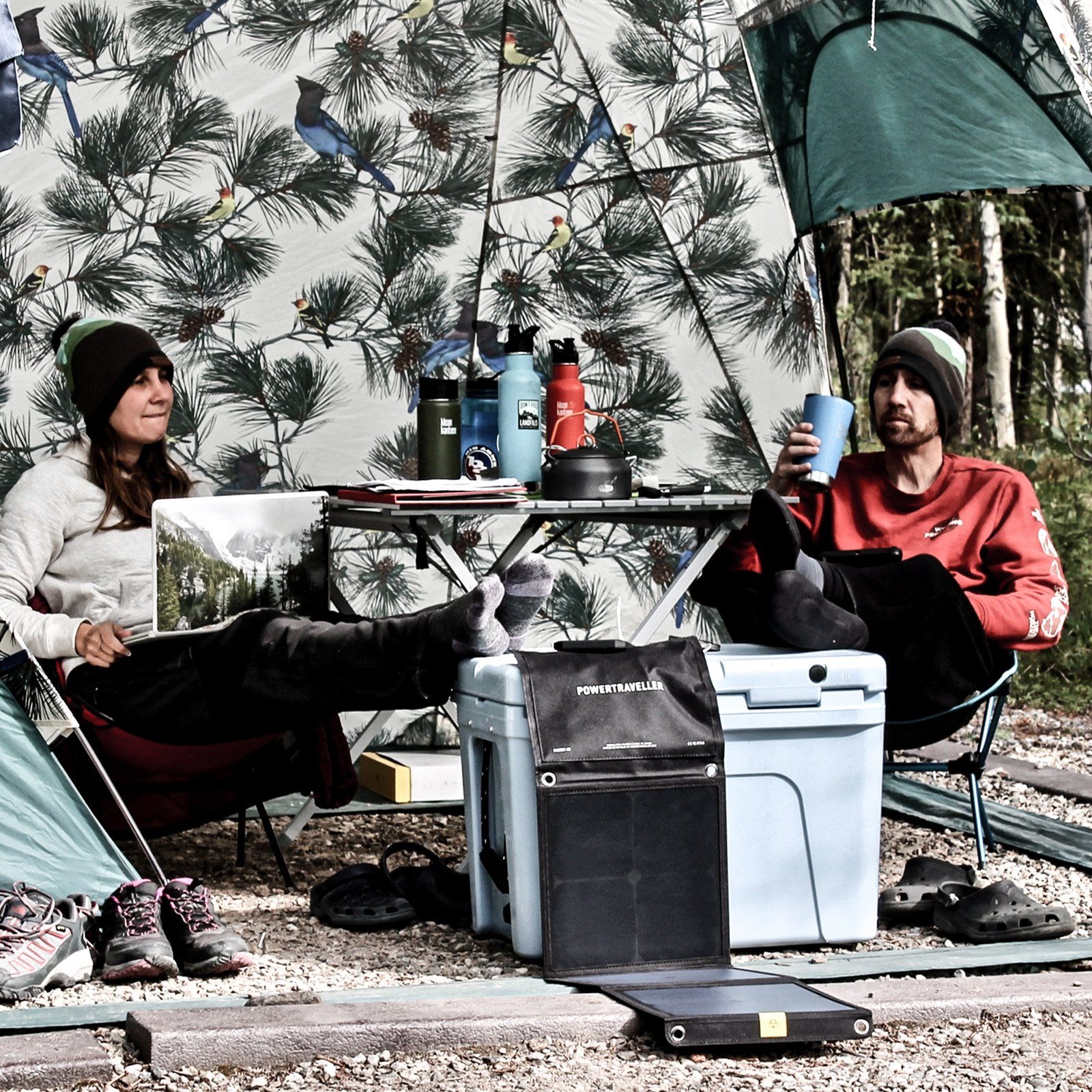 Powertraveller Solarmodul Solarpanel Falcon 40 W Outdoor Ladegerät 5/20V, USB Faltbar 3Ports