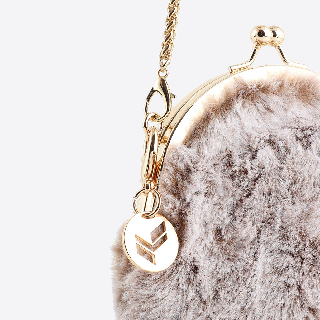 LOT    Sac en fausse fourrure Femme