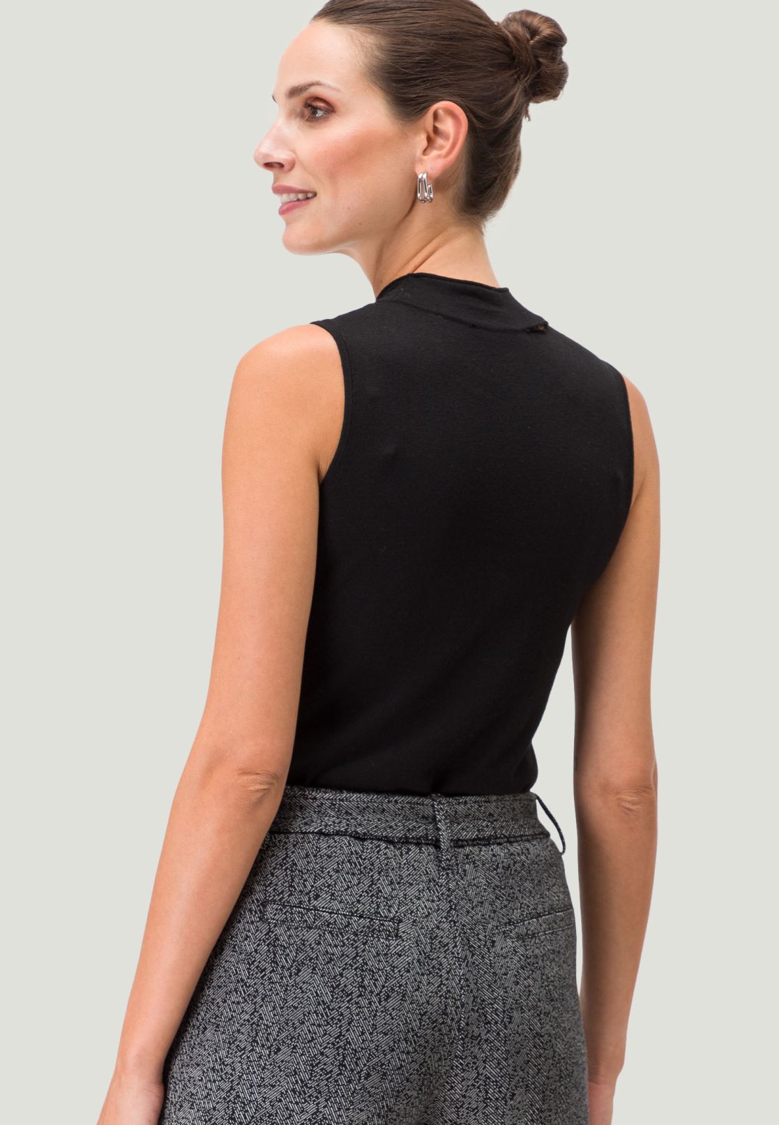 Stricktop mit Stehkragen
