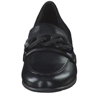 Jana Slipper in schwarz