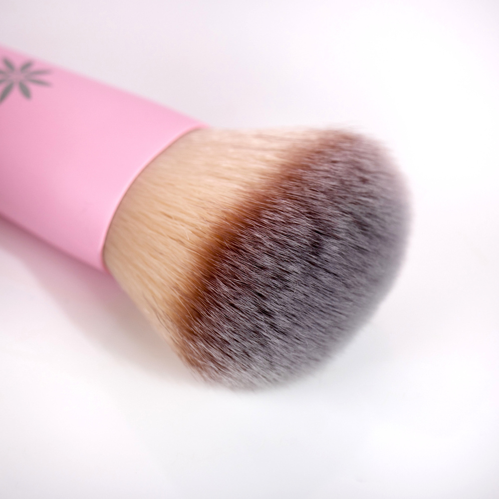 Brushworks Pinceau Contouring HD Rose Pinceau