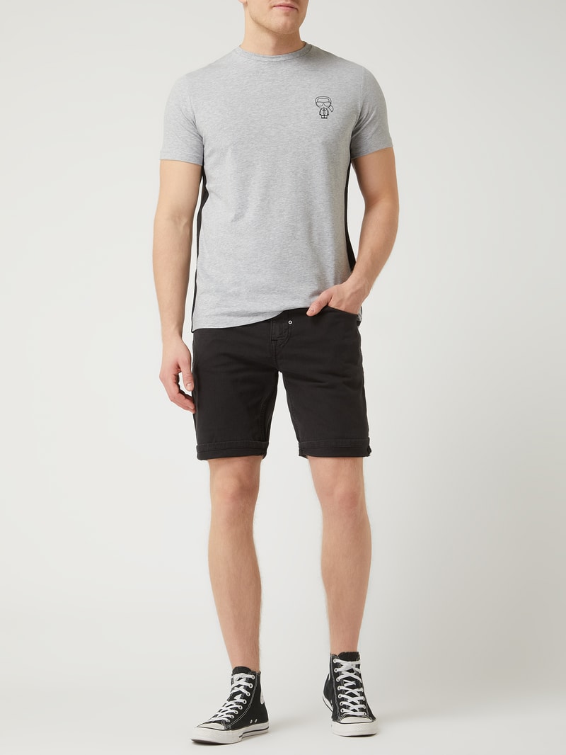Skinny Fit Shorts mit Stretch-Anteil Modell 'Short Ozzy' in schwarz