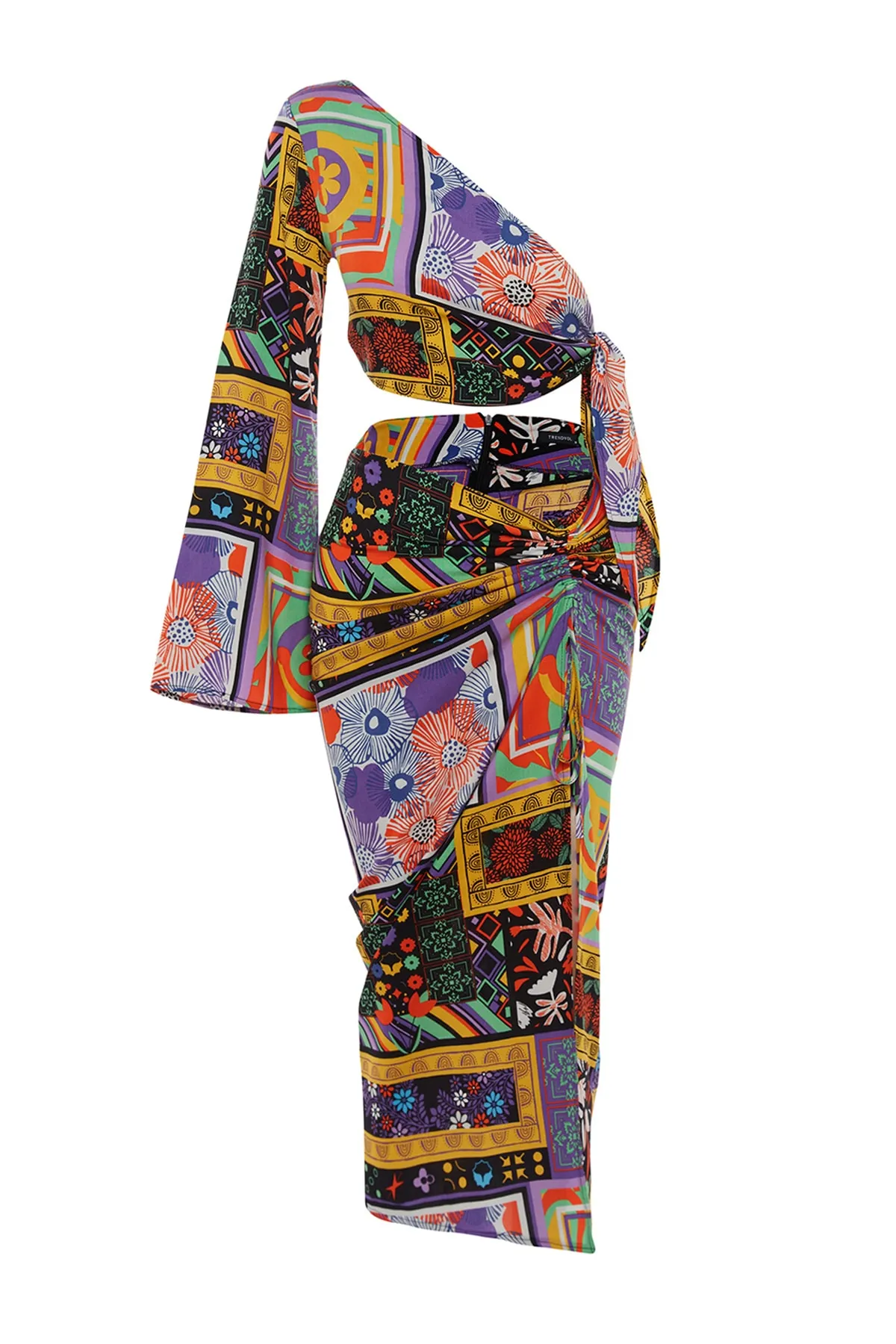 Trendyol Collection  Ethnisch gemustertes, gewebtes, gebundenes Blusenrock-Set mit einer Schulter TBESS23AU00086
