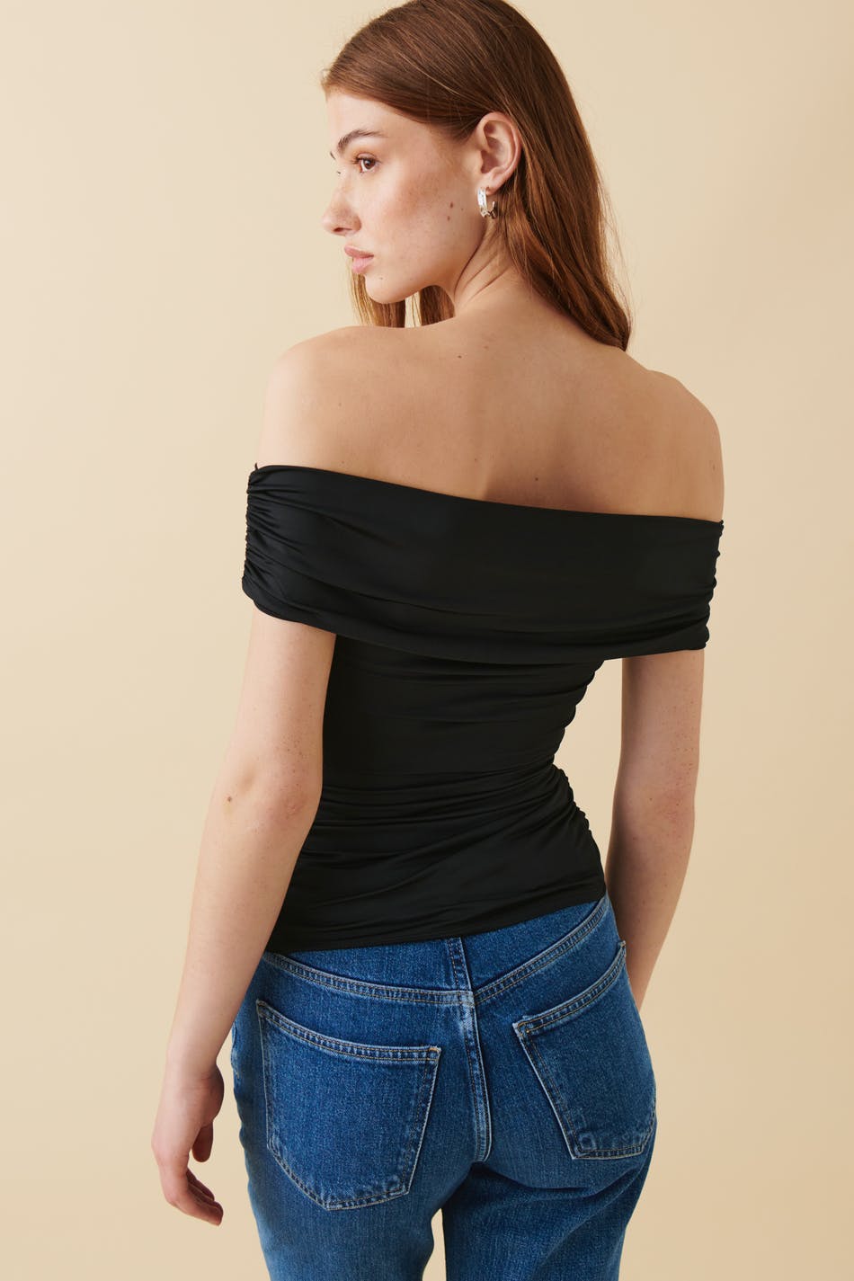 Twisted off shoulder top