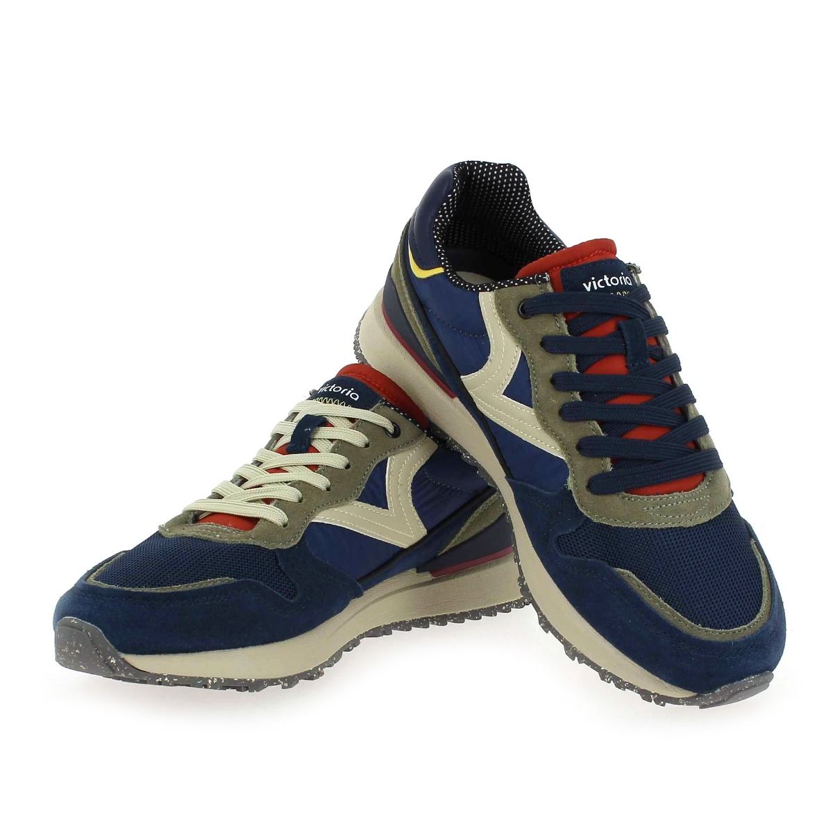 Victoria  8802108 - Marine