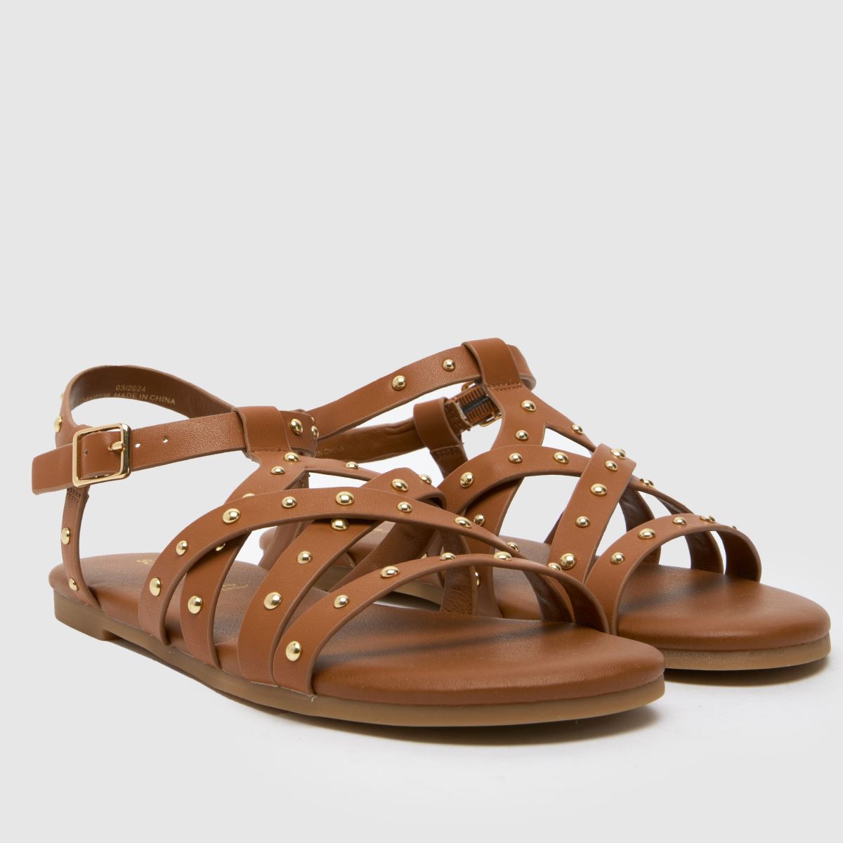 schuh barna cirmos szegecses lányos ifjúsági szandál