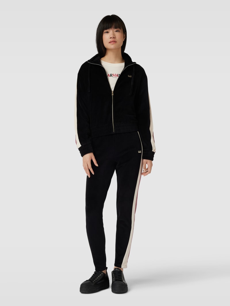 Sweatjacke mit Label-Detail Modell 'TRAIN' in schwarz