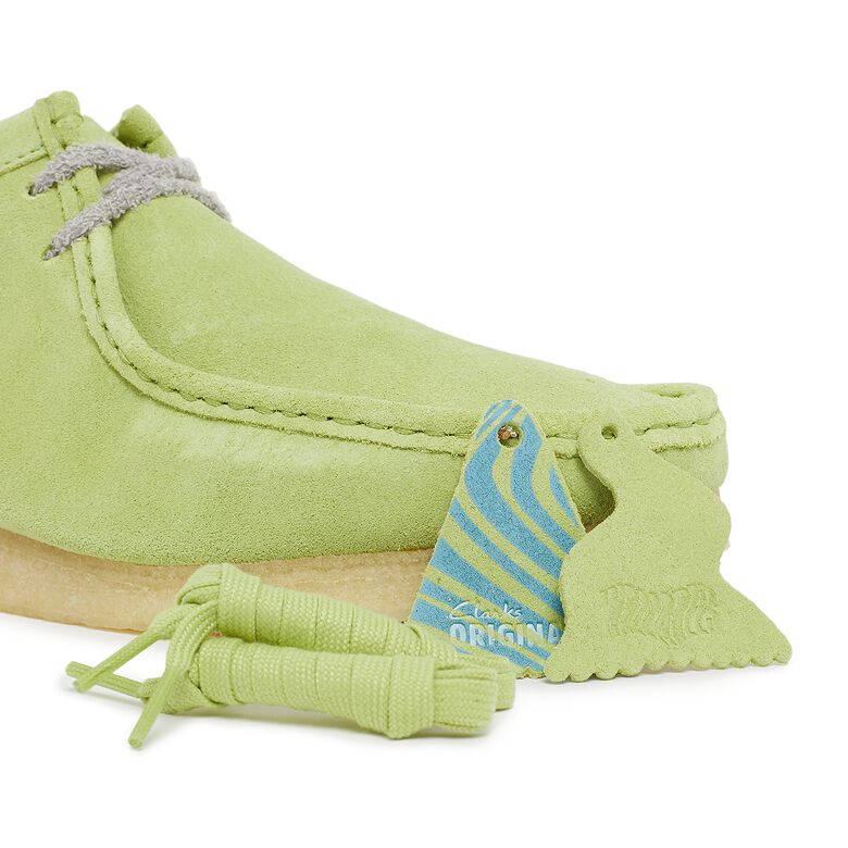 Clarks Wallabee pale lime suede