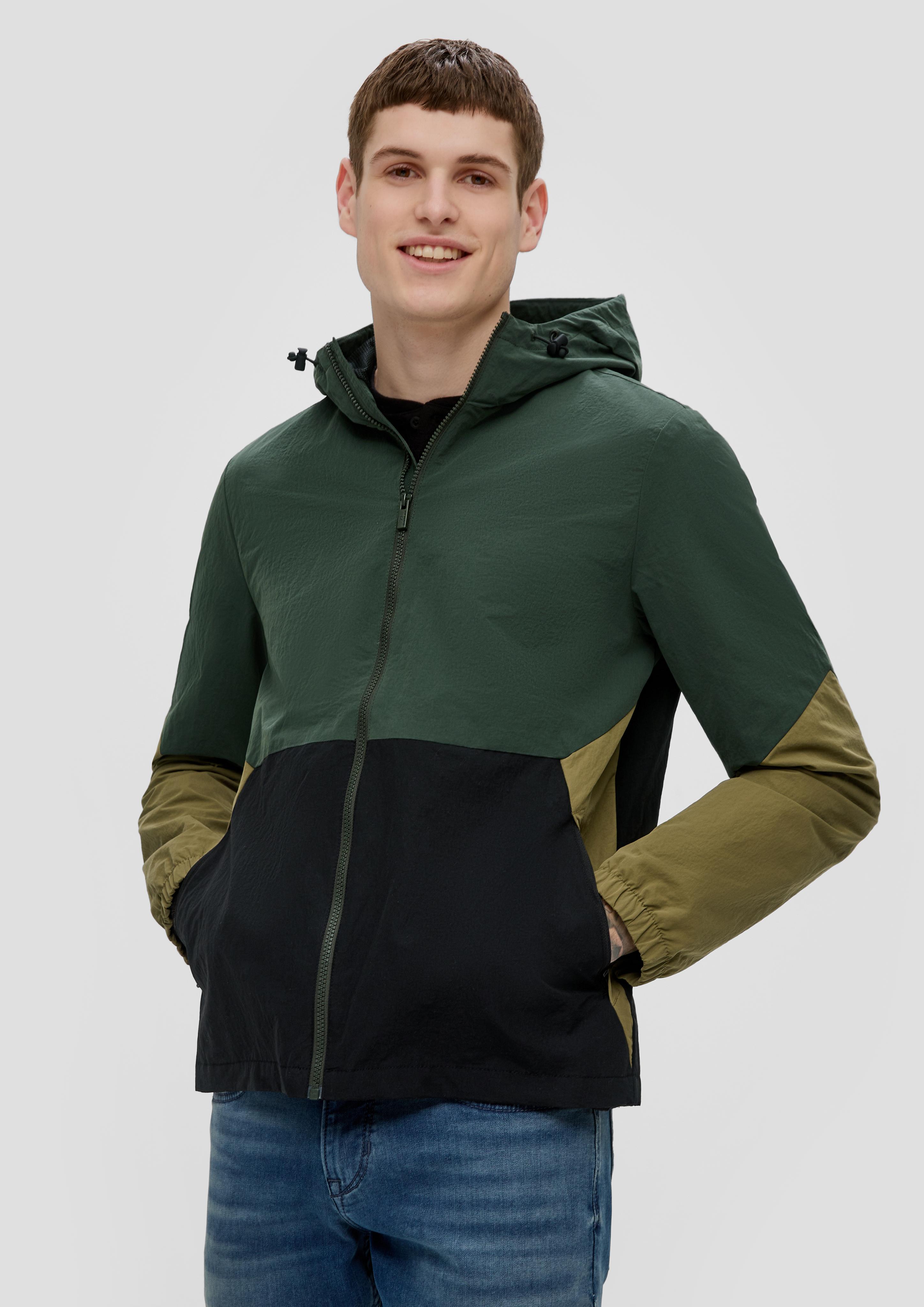Kapuzenjacke aus Nylon  2141627-7896