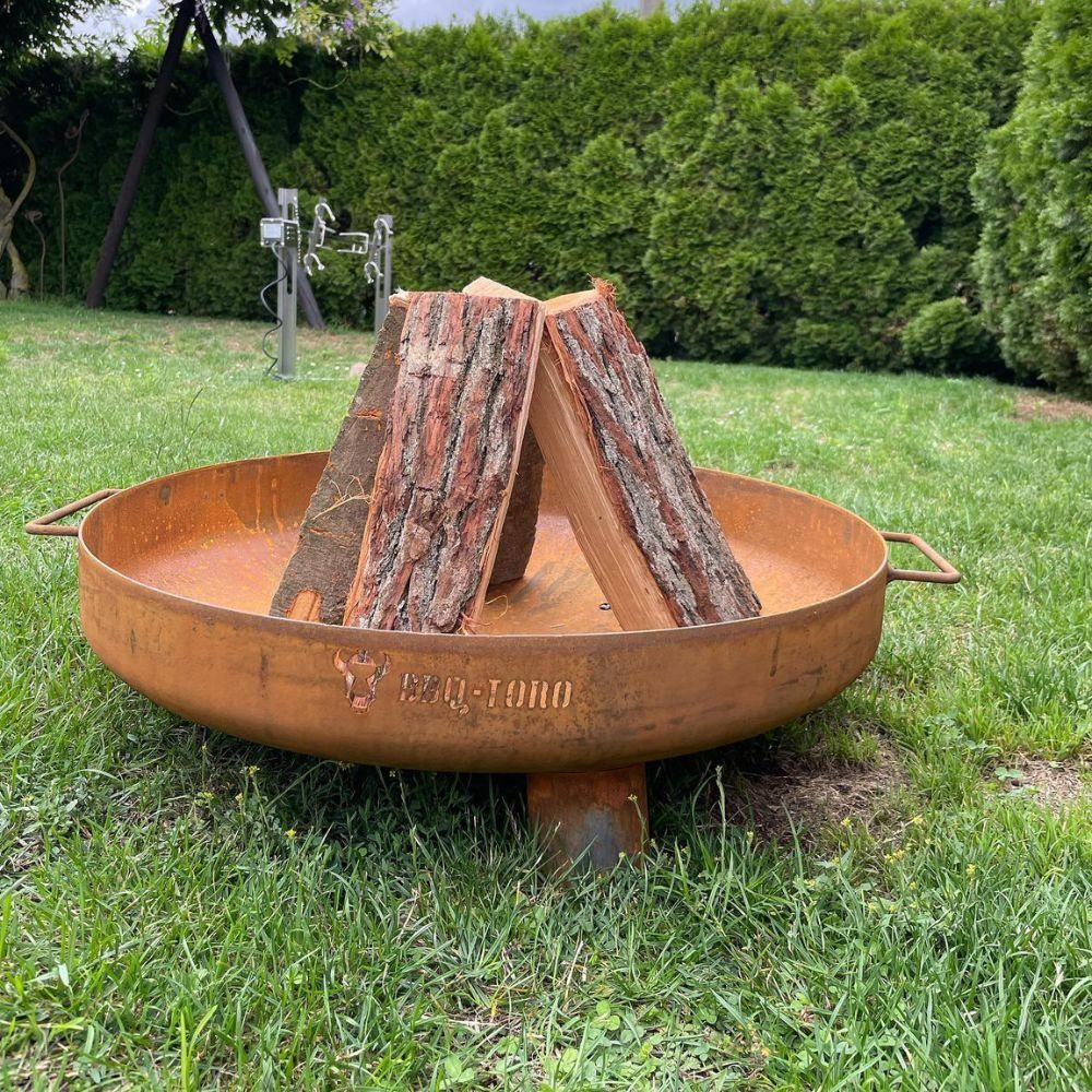 BBQ-Toro Feuerschale Ø 70 cm, Rostoptik, Outdoor Dreibein Feuerstelle für Garten/Terrasse, (4-St), mit Griffen