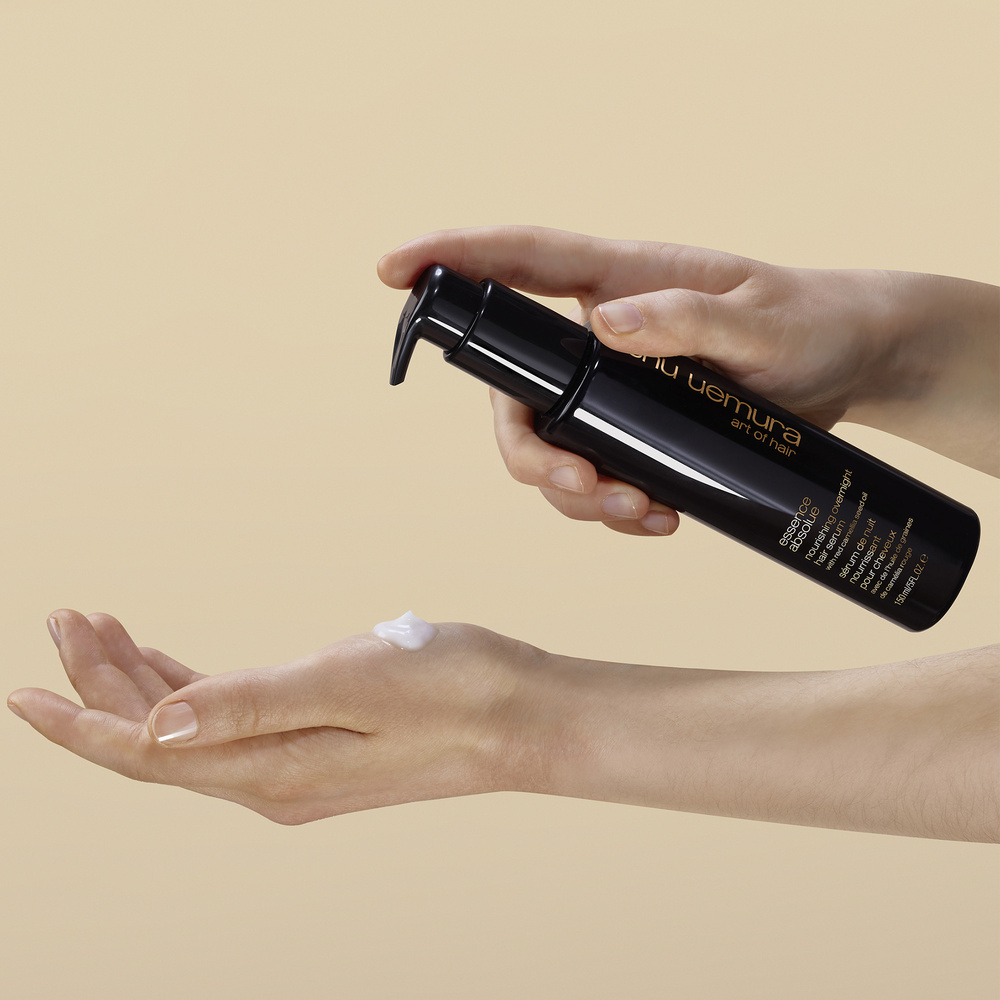 shu uemura art of hair Sérum de nuit nourrissant Essence Absolue 150ml Sérum de nuit nourrissant pour cheveux