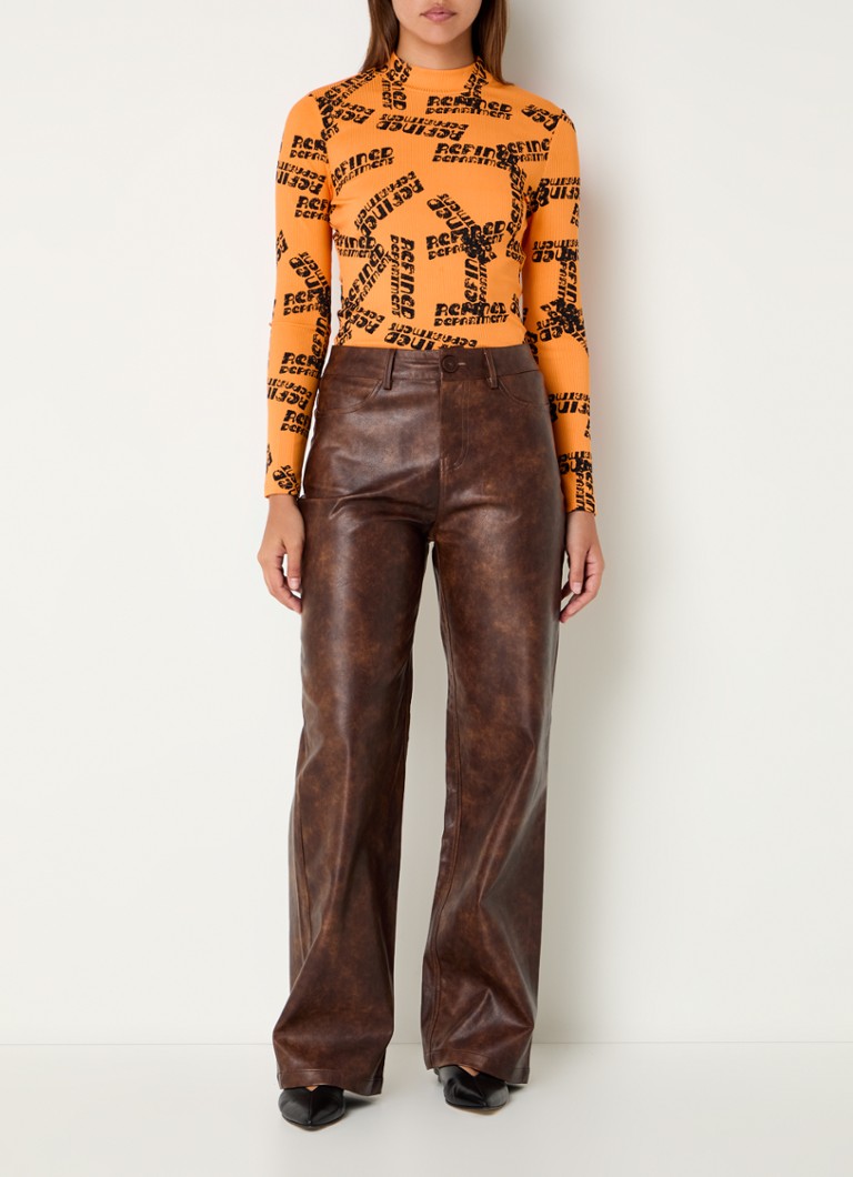 Maglia a coste Riley di Refined Department con logo stampato
