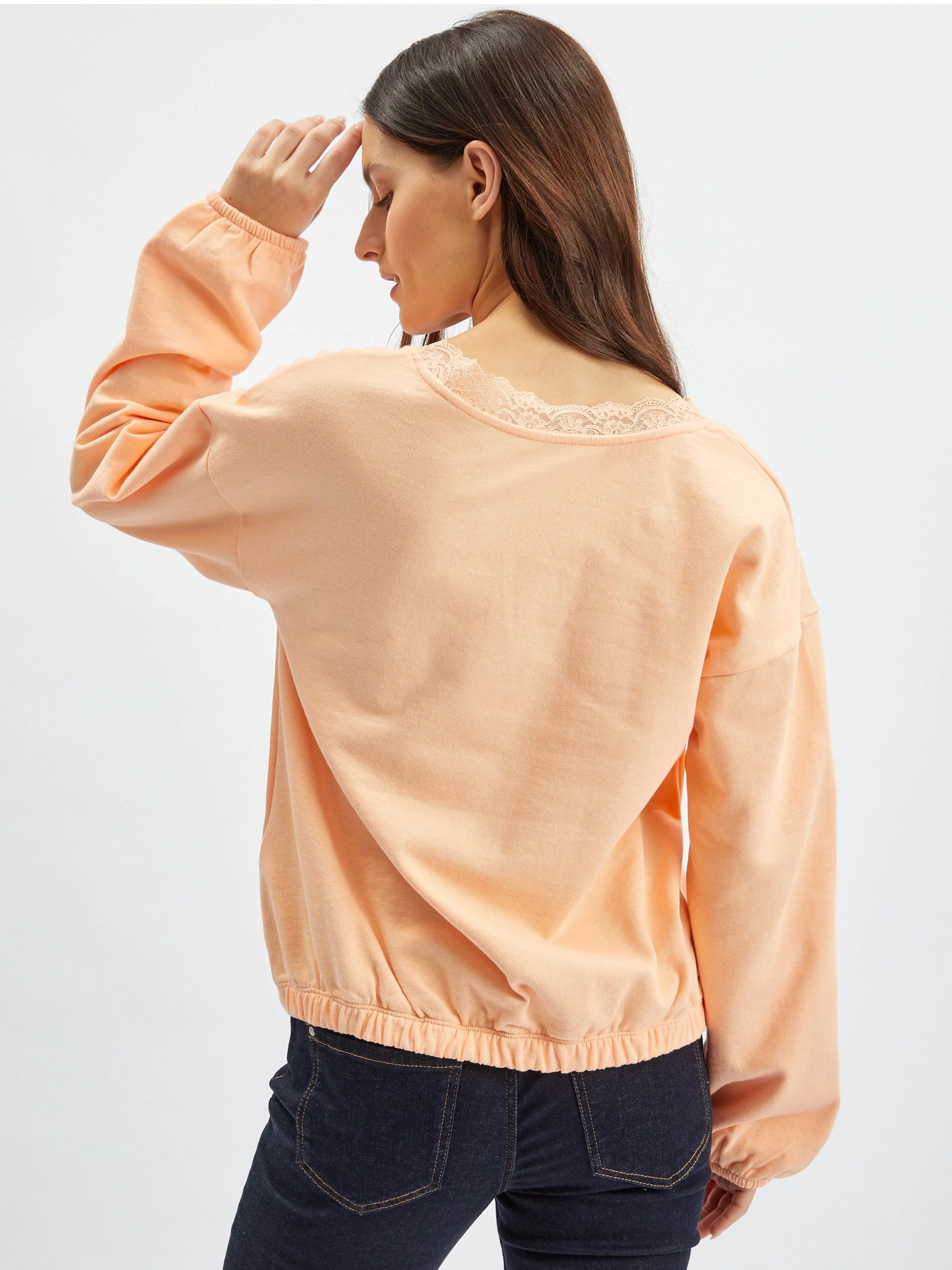 Apricotfarbenes Damen-Sweatshirt mit Spitze ORSAY