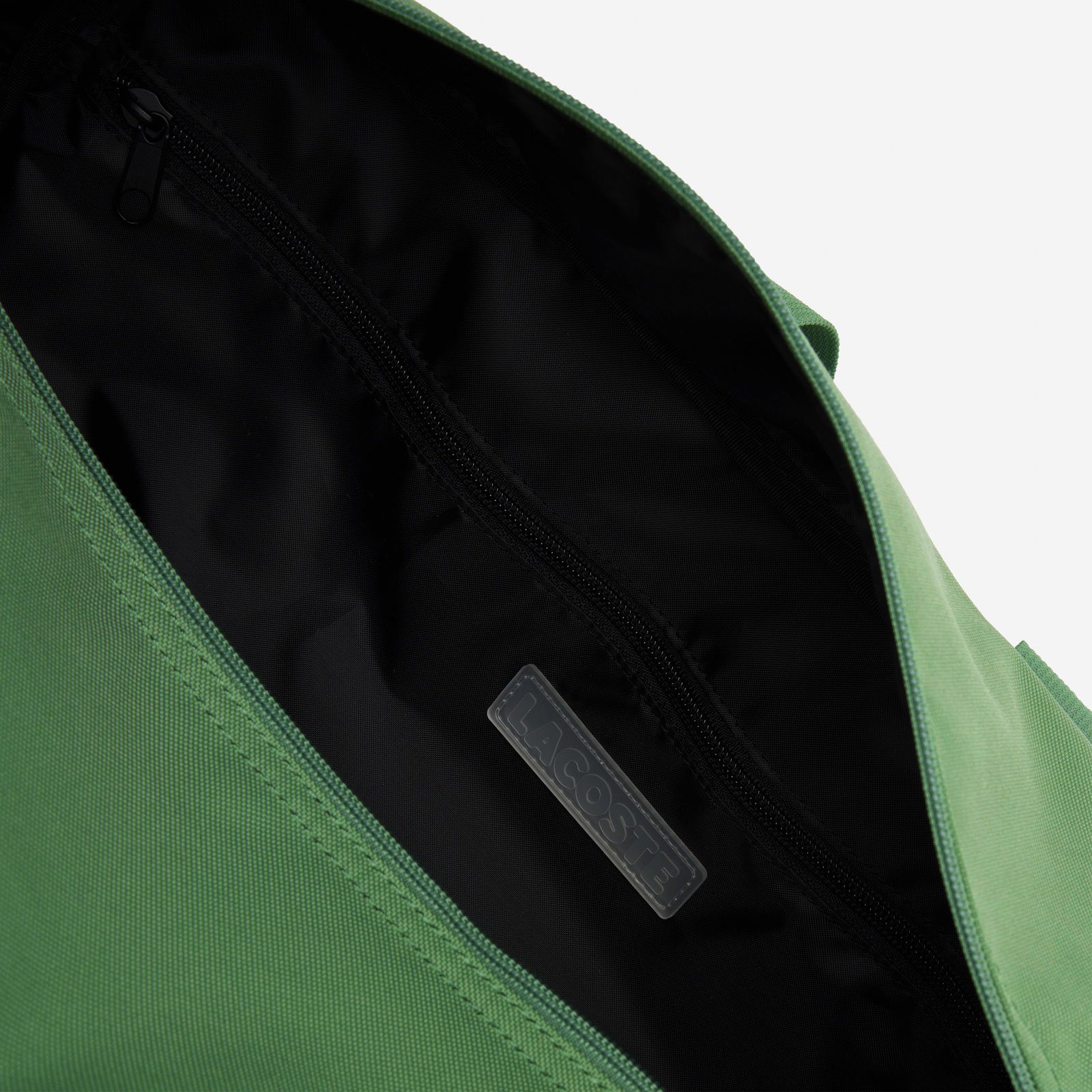 Lacoste Sporttasche Gym Bag, mit auffälligem Logo und Schriftzug