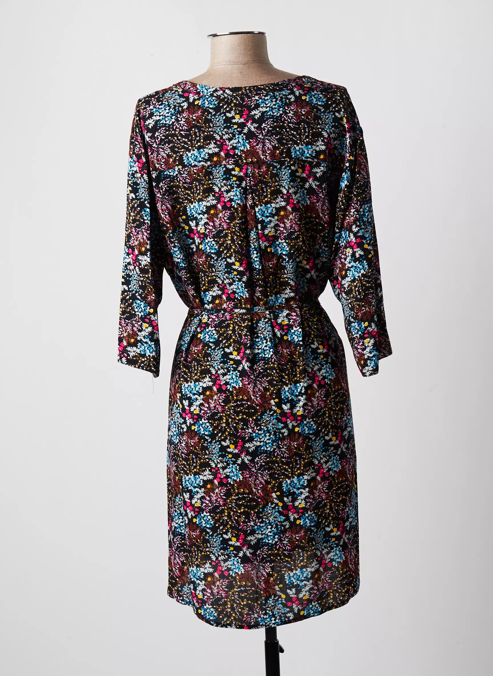 Multiples Robes Courtes Femme couleur noir