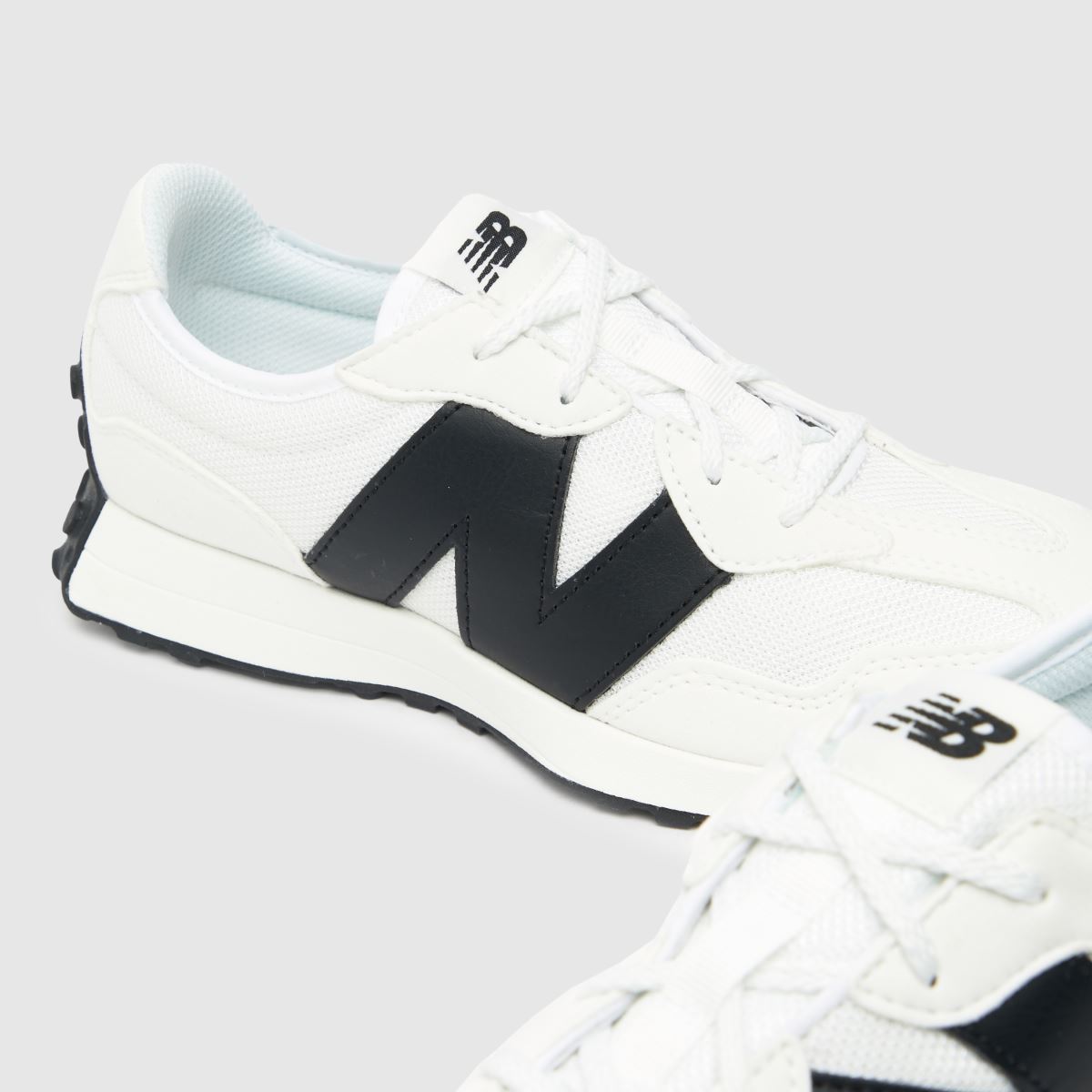 New Balance vita och svarta 327 Youth-träningsskor