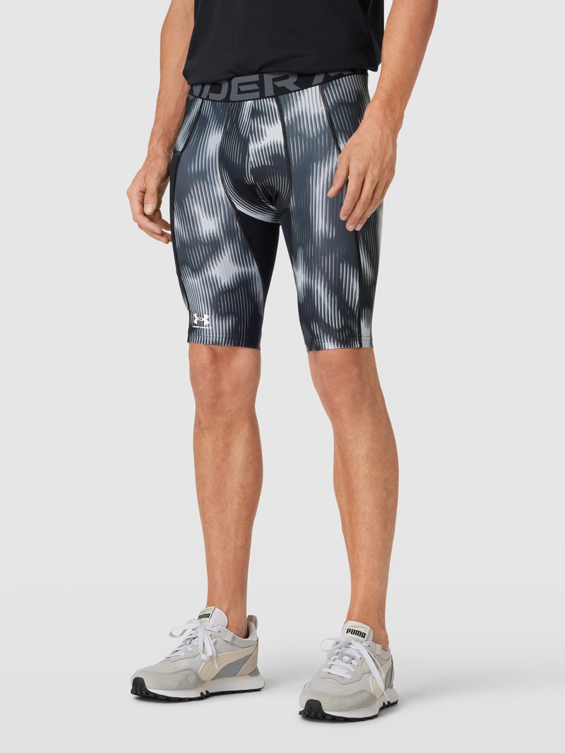 Shorts mit Allover-Muster in schwarz